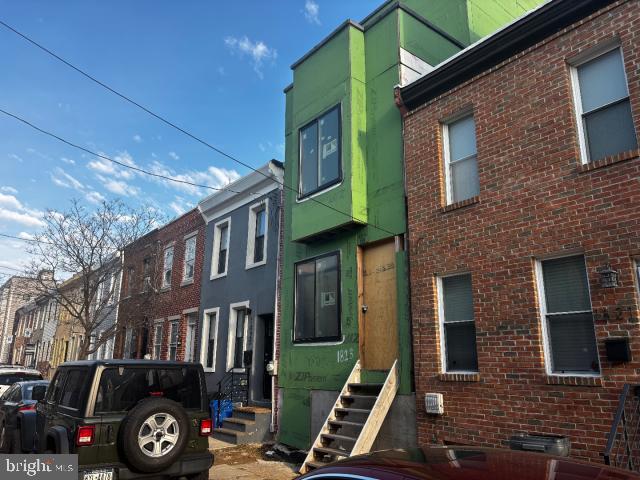 POINT BREEZE - Residential