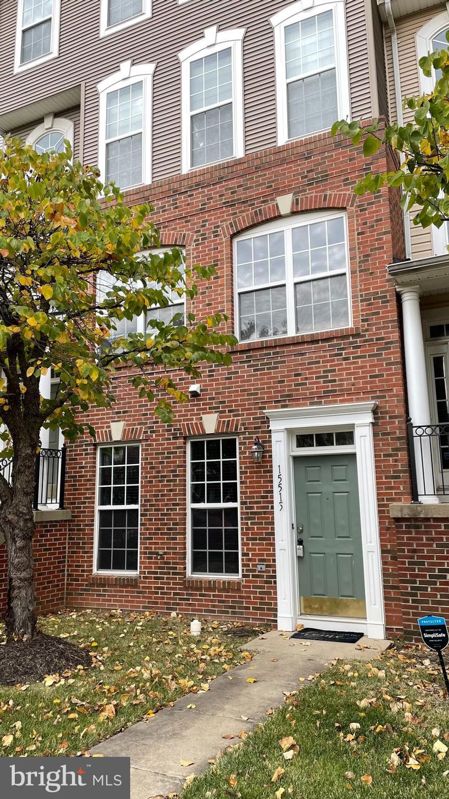 Lower 2-level condo with open floor plan.  Large kitchen with granite counters and stainless appliances.. Three large bedrooms including primary suite with  soaking tub, separate shower, double vanities, and 2 closets. Balconies off 2 bedrooms. Laundry conveniently located on upper level. A one car garage plus driveway parking. Close proximity to Rt. 1, I-95, Stonebridge Towne Center, Fort Belvoir and Quantico.