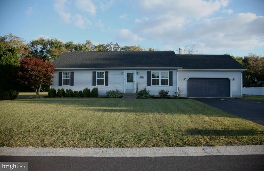 Photo of 175 Oaknoll Avenue, FELTON, DE 19943 (MLS # DEKT2040774)