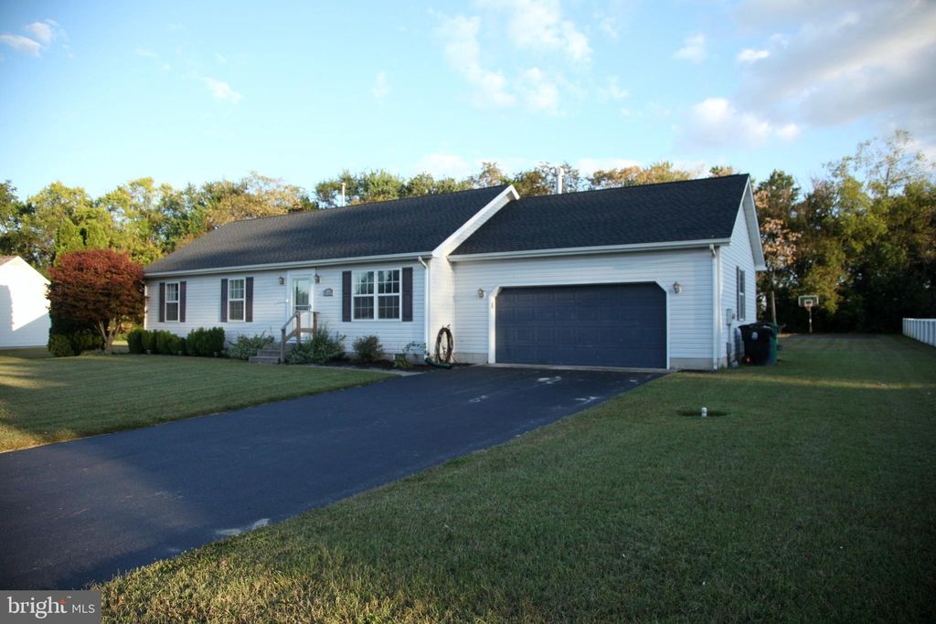 Photo of 175 Oaknoll Avenue, FELTON, DE 19943 (MLS # DEKT2040774)