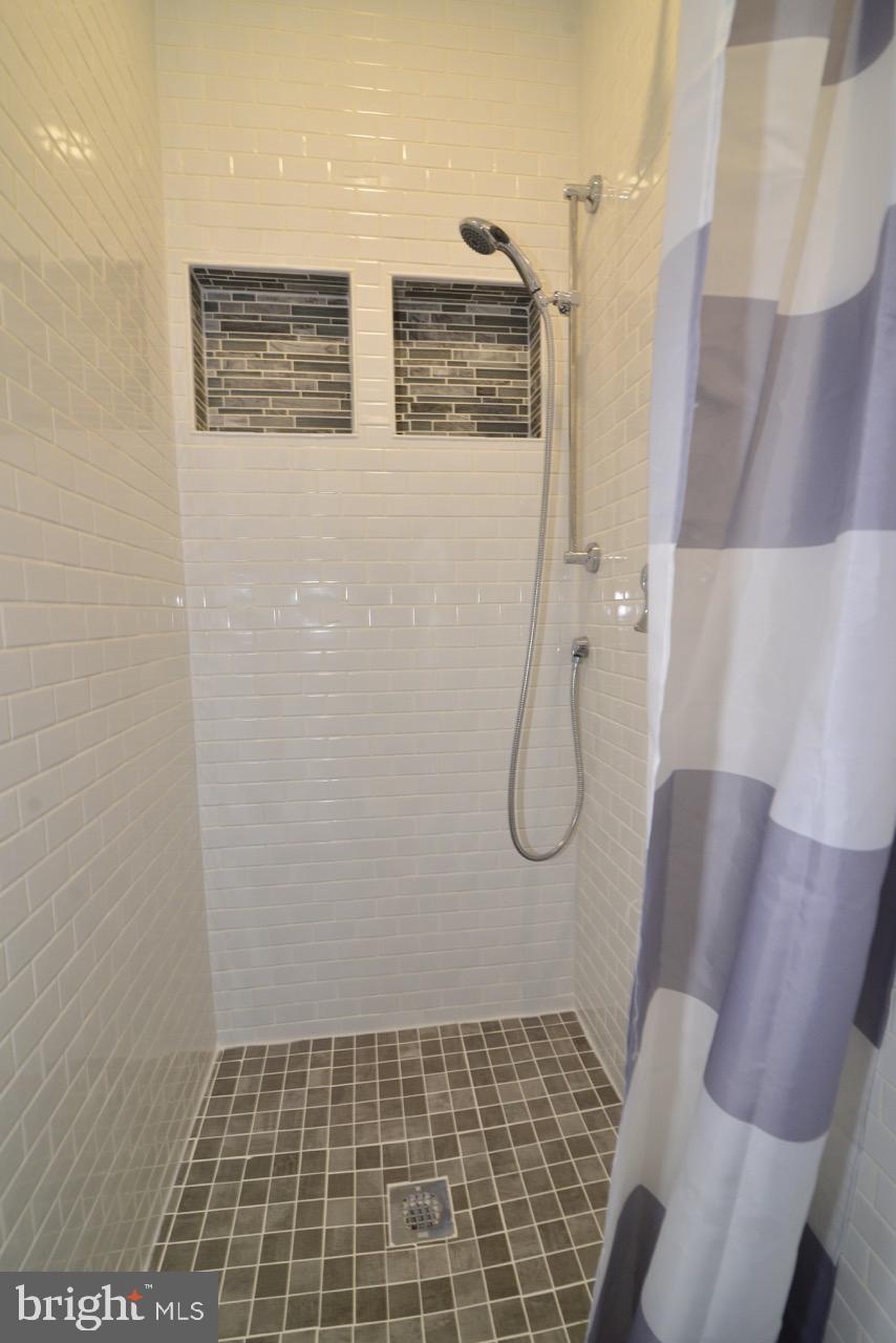 CROSSROADS VILLAGE - Residential Lease