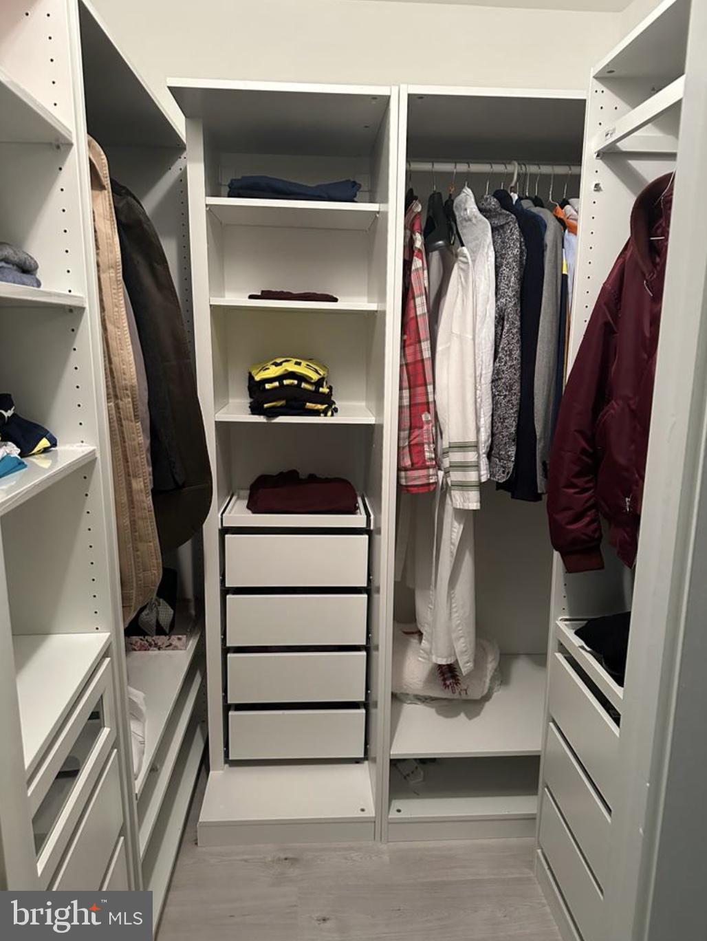 TIMBERLAWN - Residential