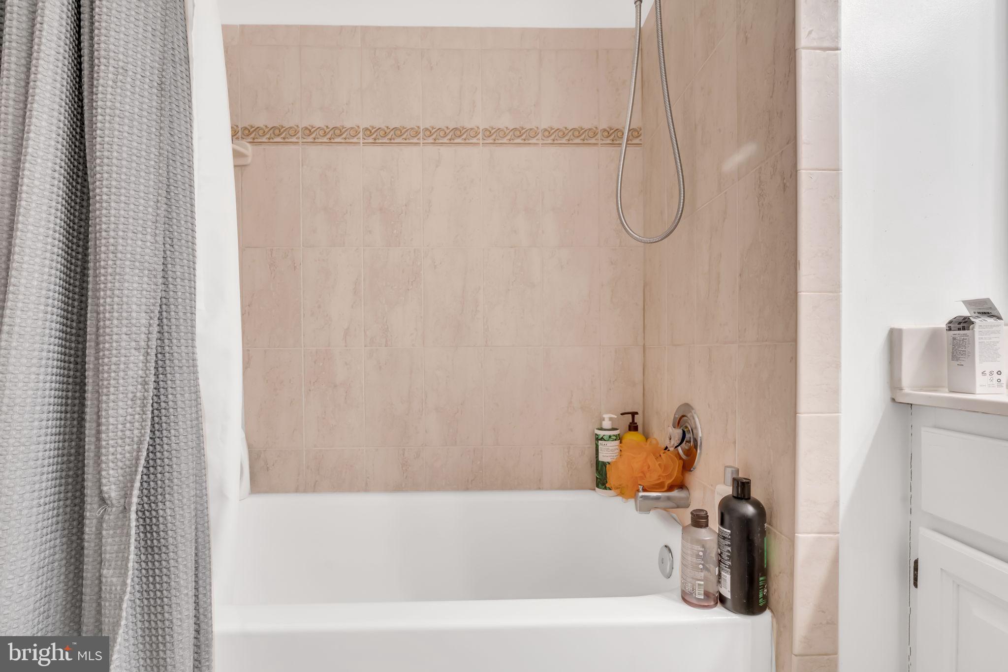 TIMBERLAWN - Residential