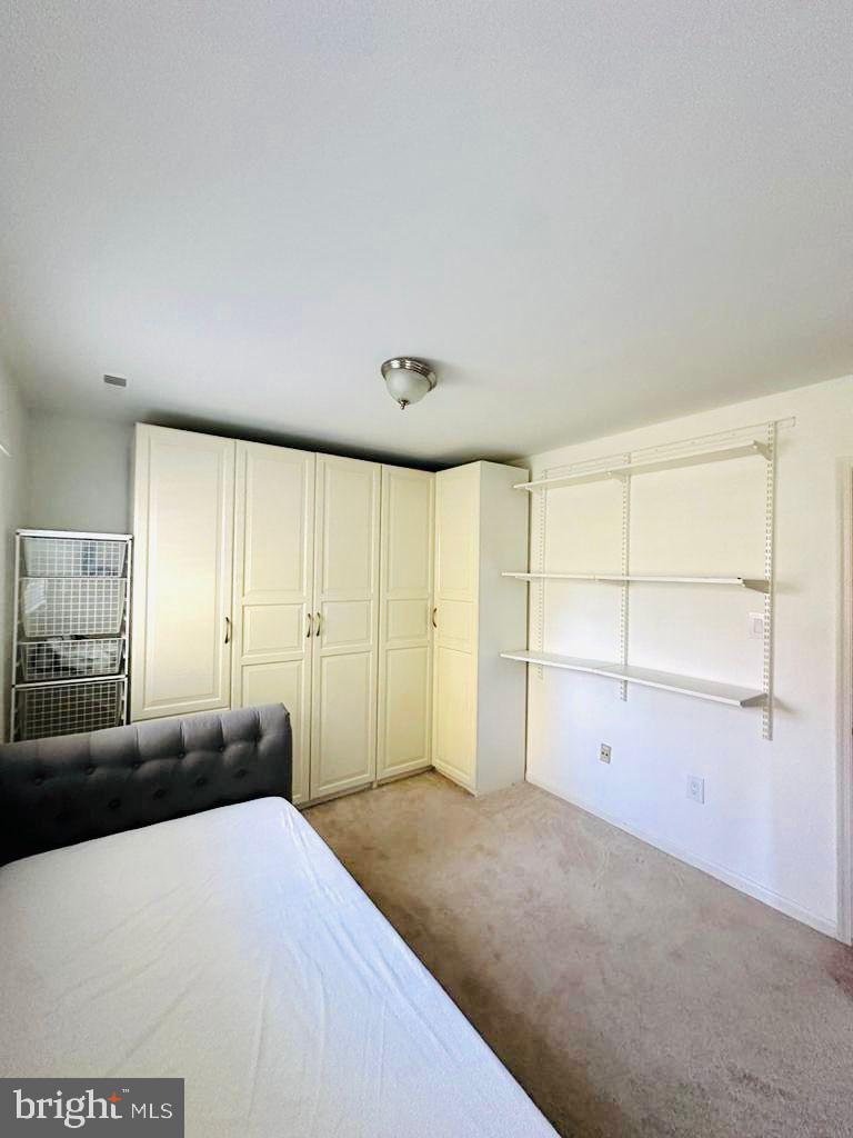 TIMBERLAWN - Residential