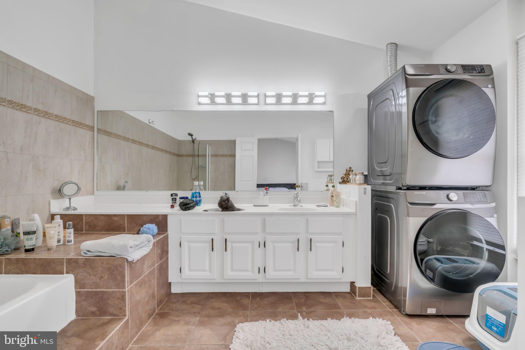 TIMBERLAWN - Residential