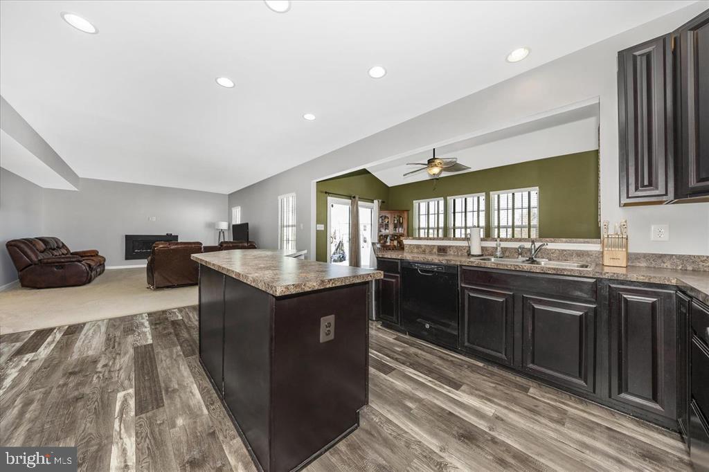 WESTFIELDS - Residential