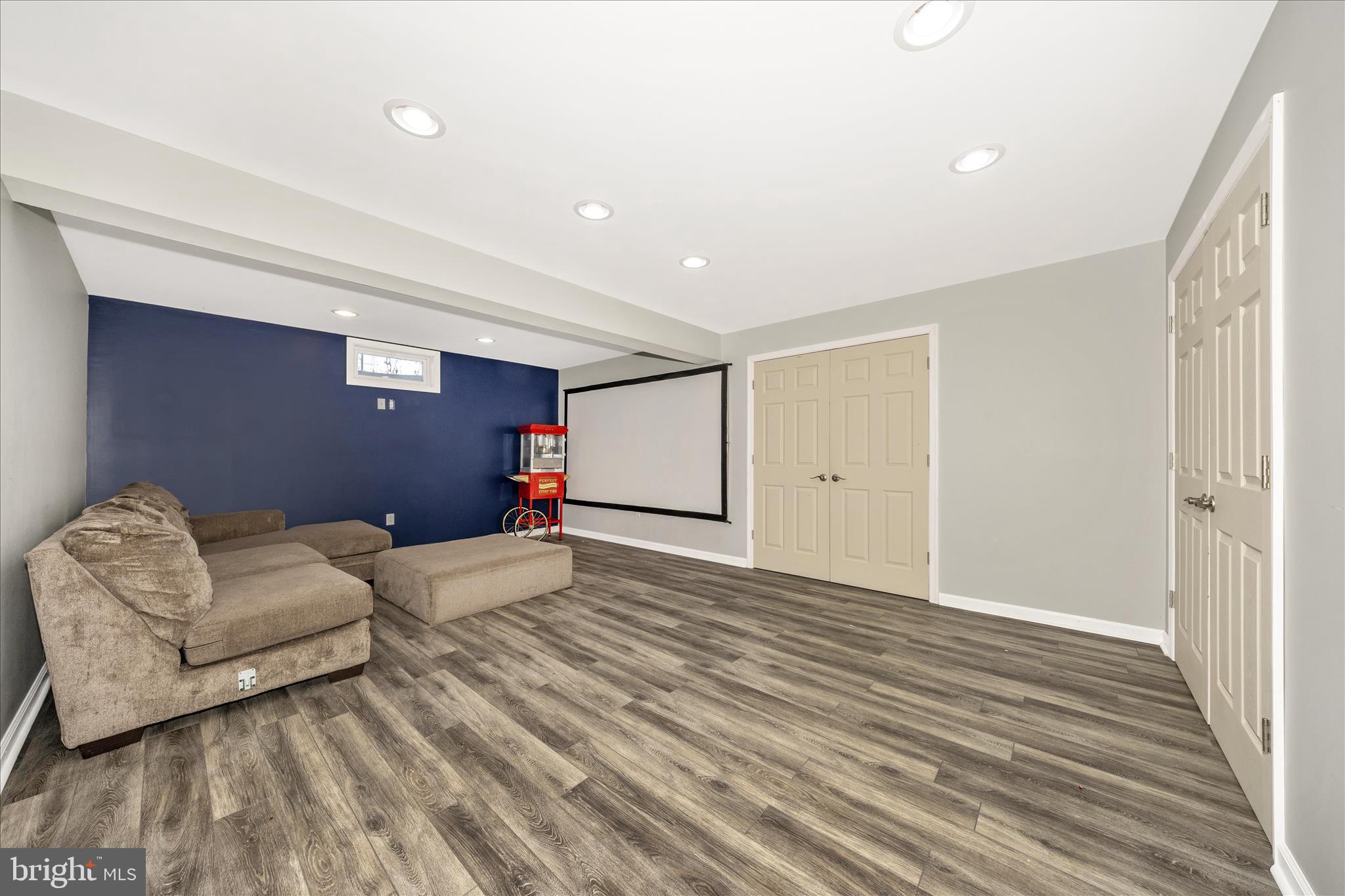 WESTFIELDS - Residential