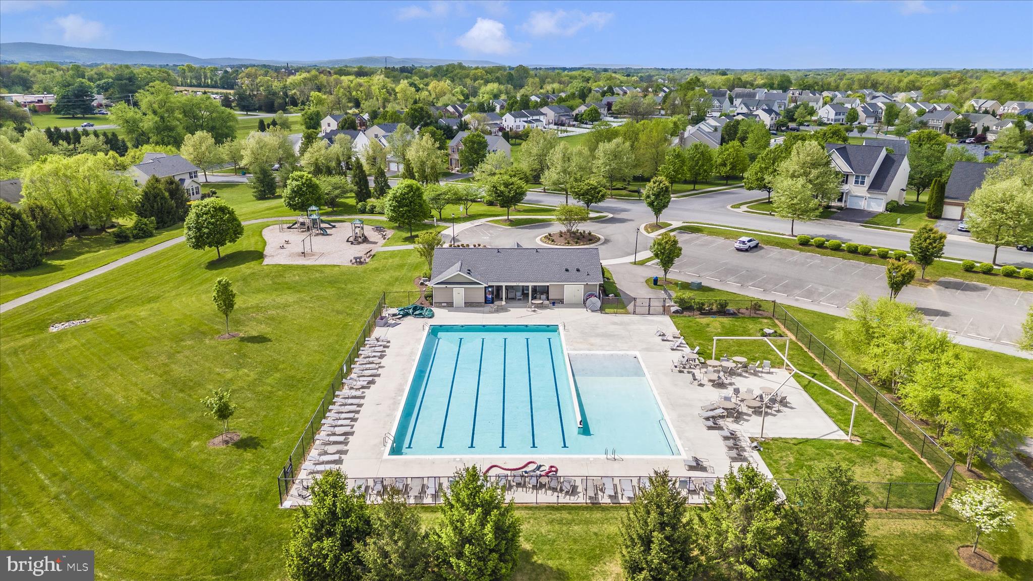 WESTFIELDS - Residential