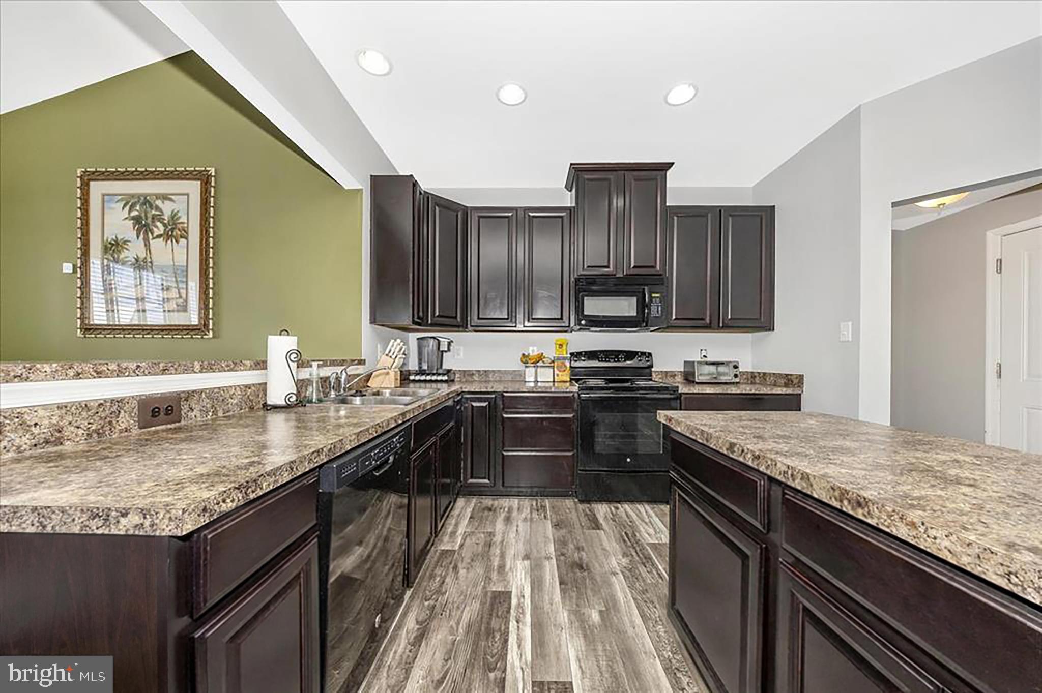 WESTFIELDS - Residential