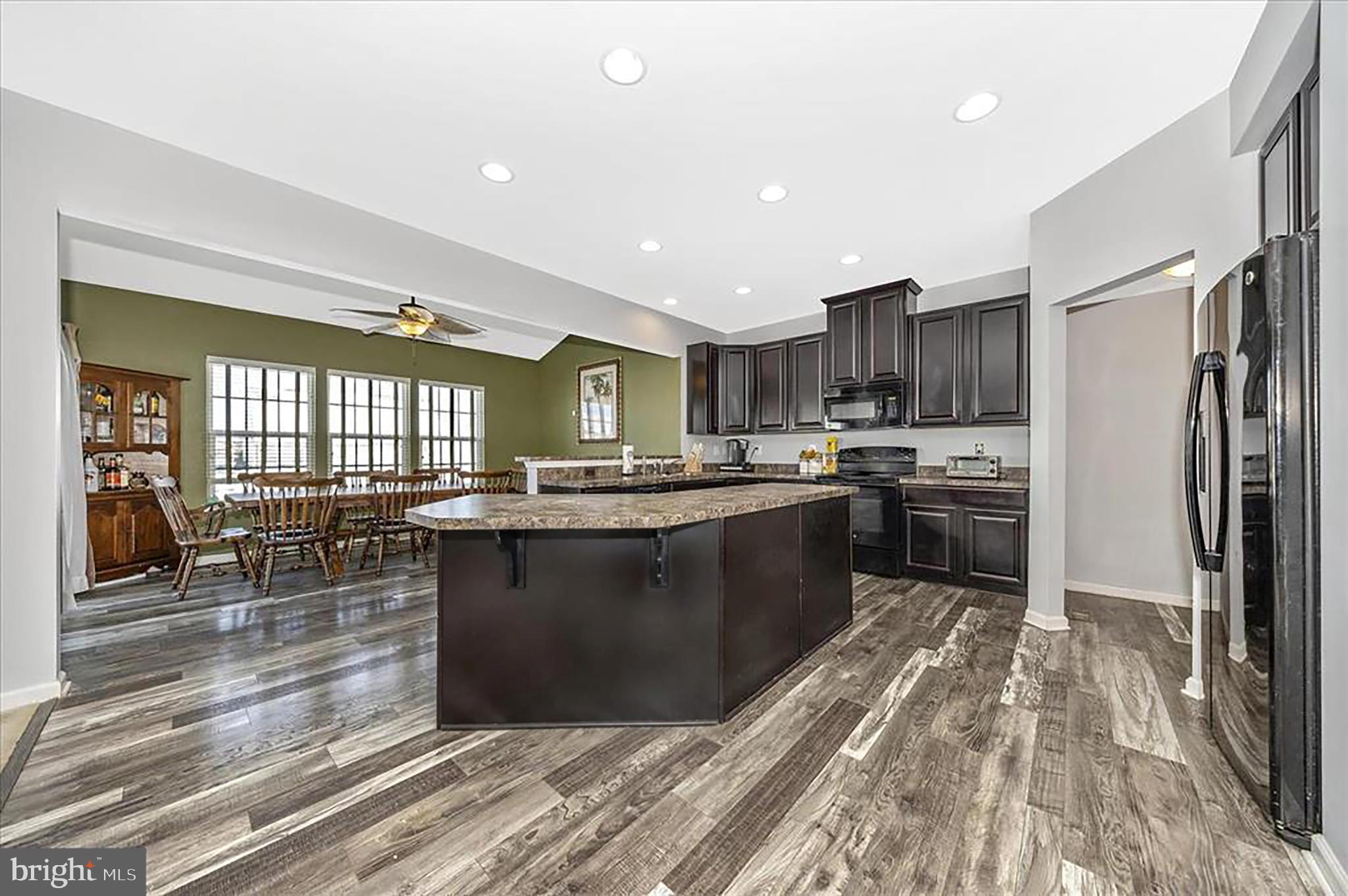 WESTFIELDS - Residential