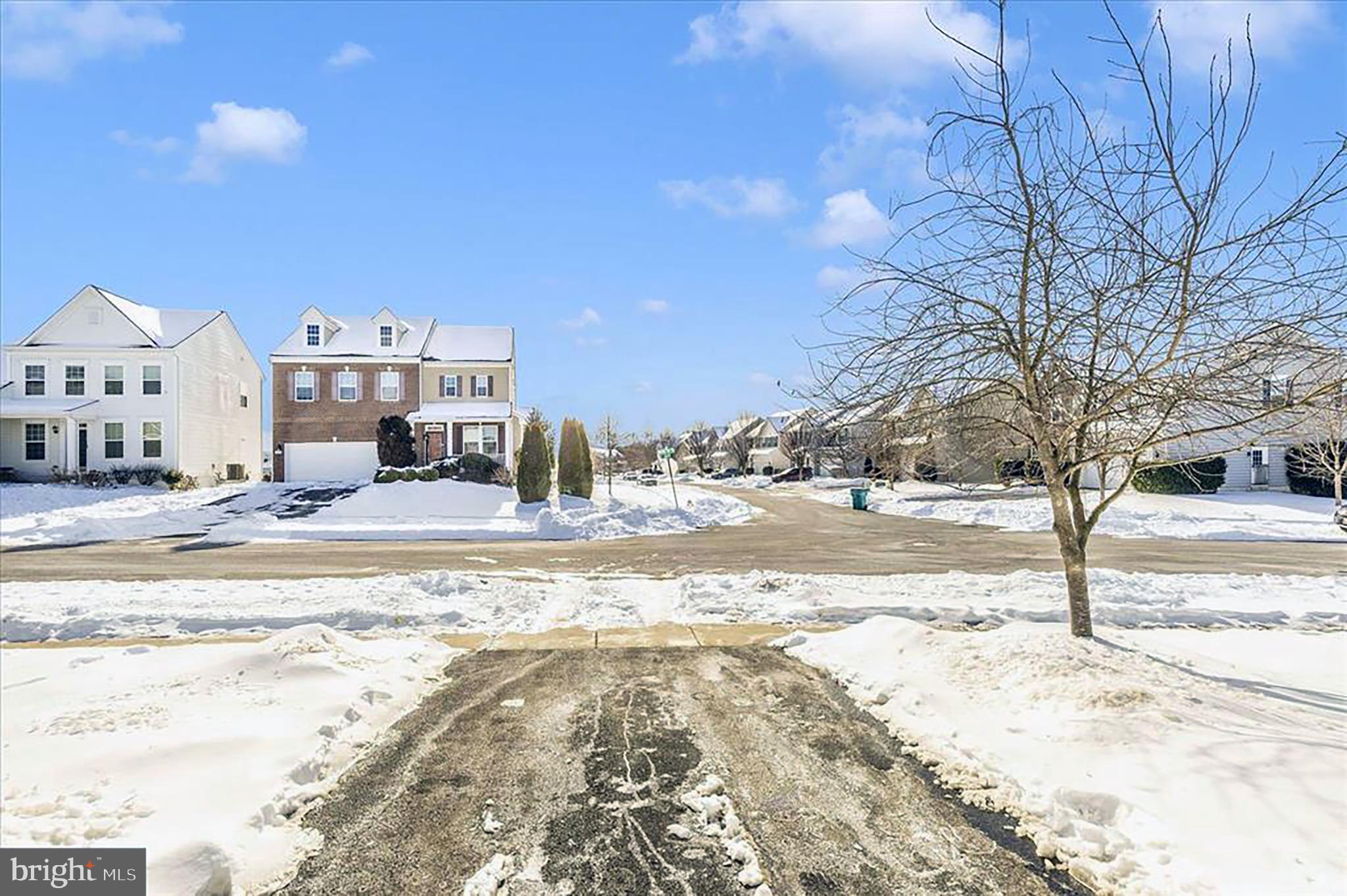 WESTFIELDS - Residential