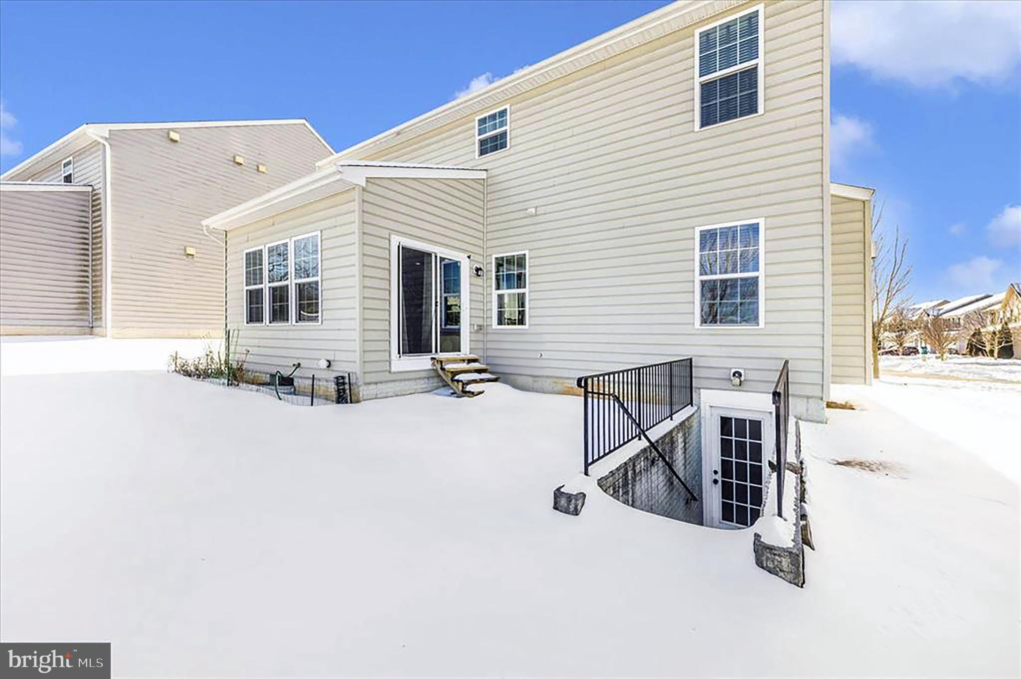 WESTFIELDS - Residential