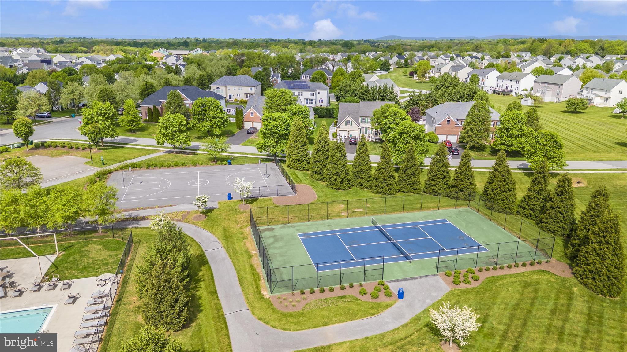 WESTFIELDS - Residential