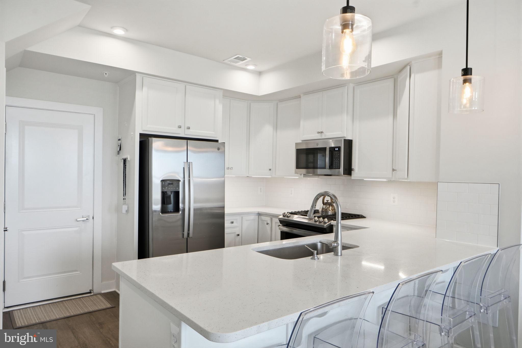 POTOMAC SHORES - Residential