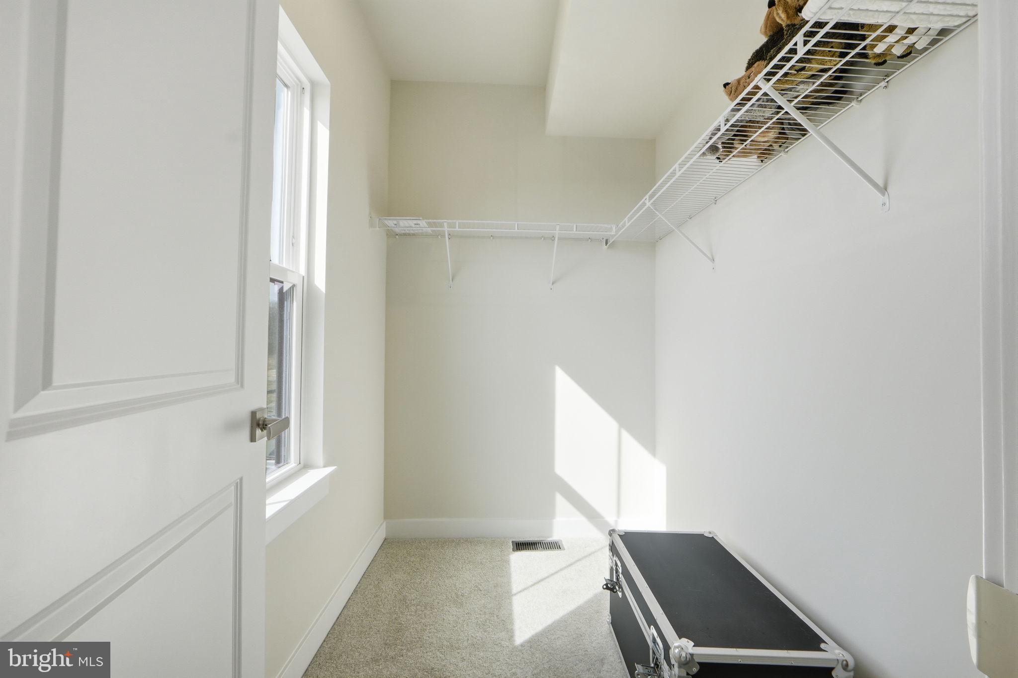 POTOMAC SHORES - Residential