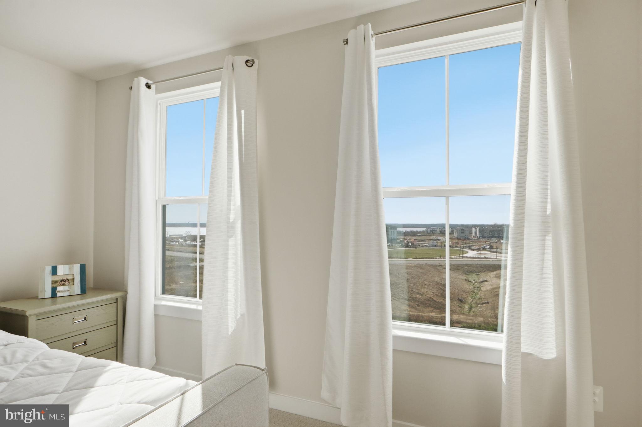 POTOMAC SHORES - Residential