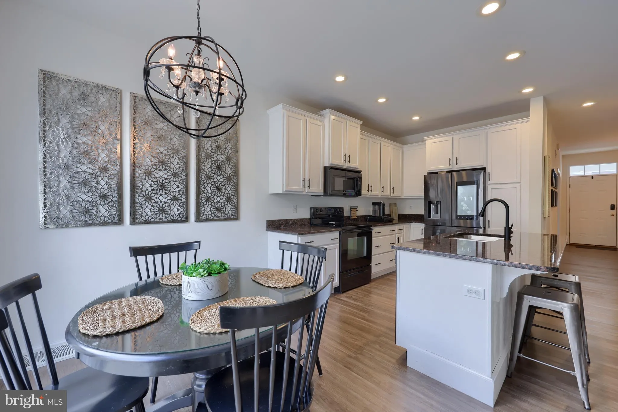 Lancaster, Pennsylvania 17601, United States, 3 Bedrooms Bedrooms, ,4 BathroomsBathrooms,Residential,Active,114153