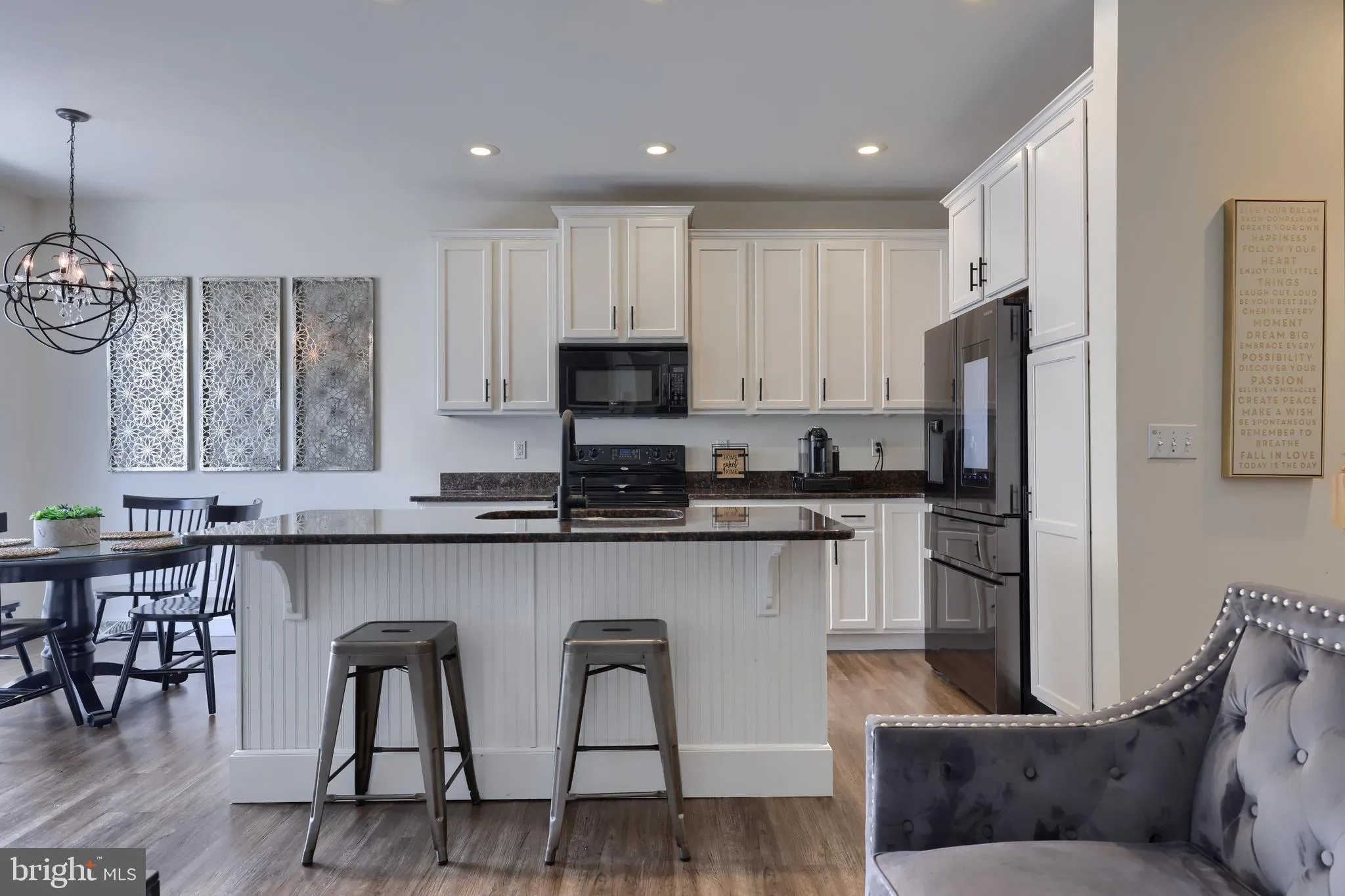 Lancaster, Pennsylvania 17601, United States, 3 Bedrooms Bedrooms, ,4 BathroomsBathrooms,Residential,Active,114153