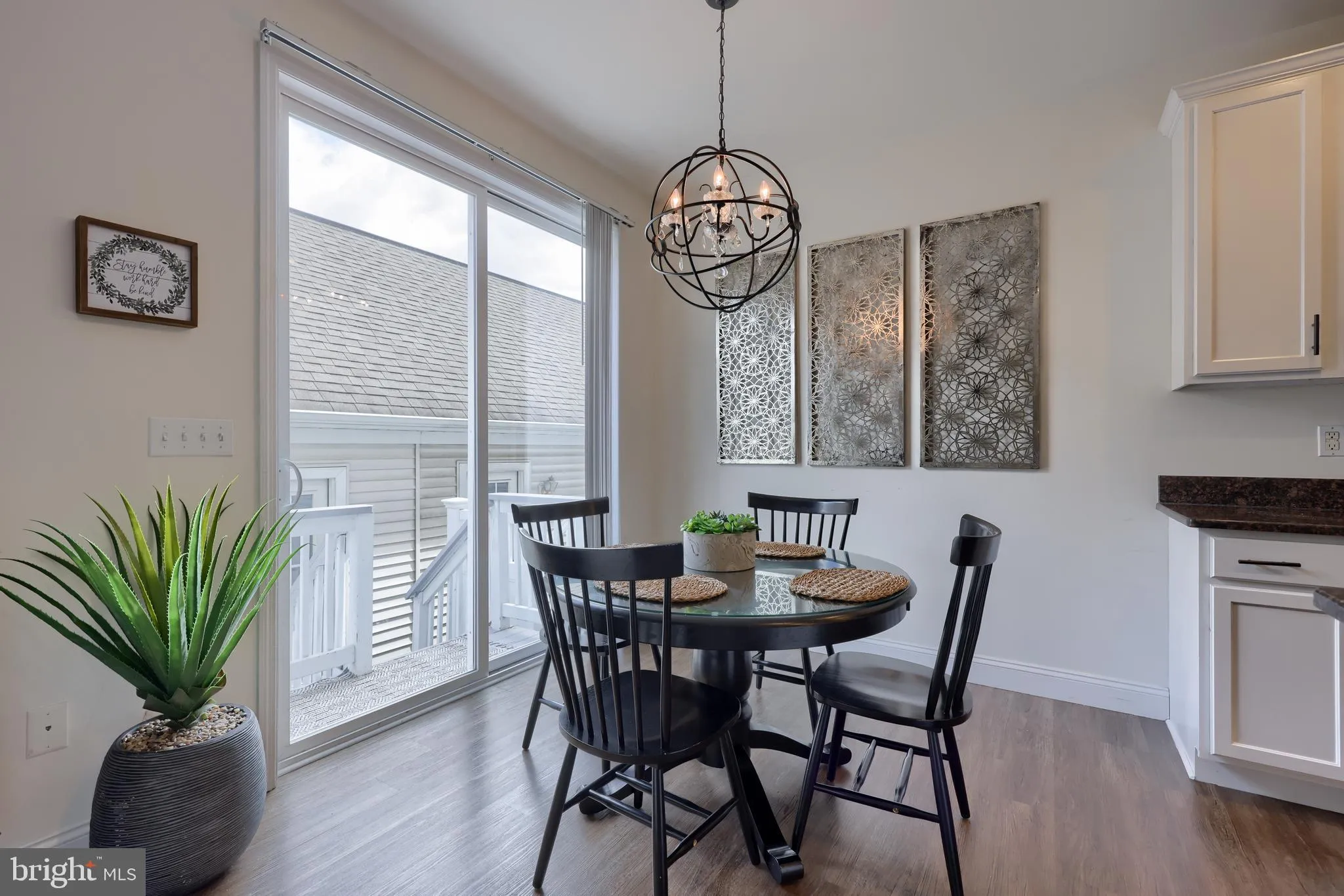 Lancaster, Pennsylvania 17601, United States, 3 Bedrooms Bedrooms, ,4 BathroomsBathrooms,Residential,Active,114153