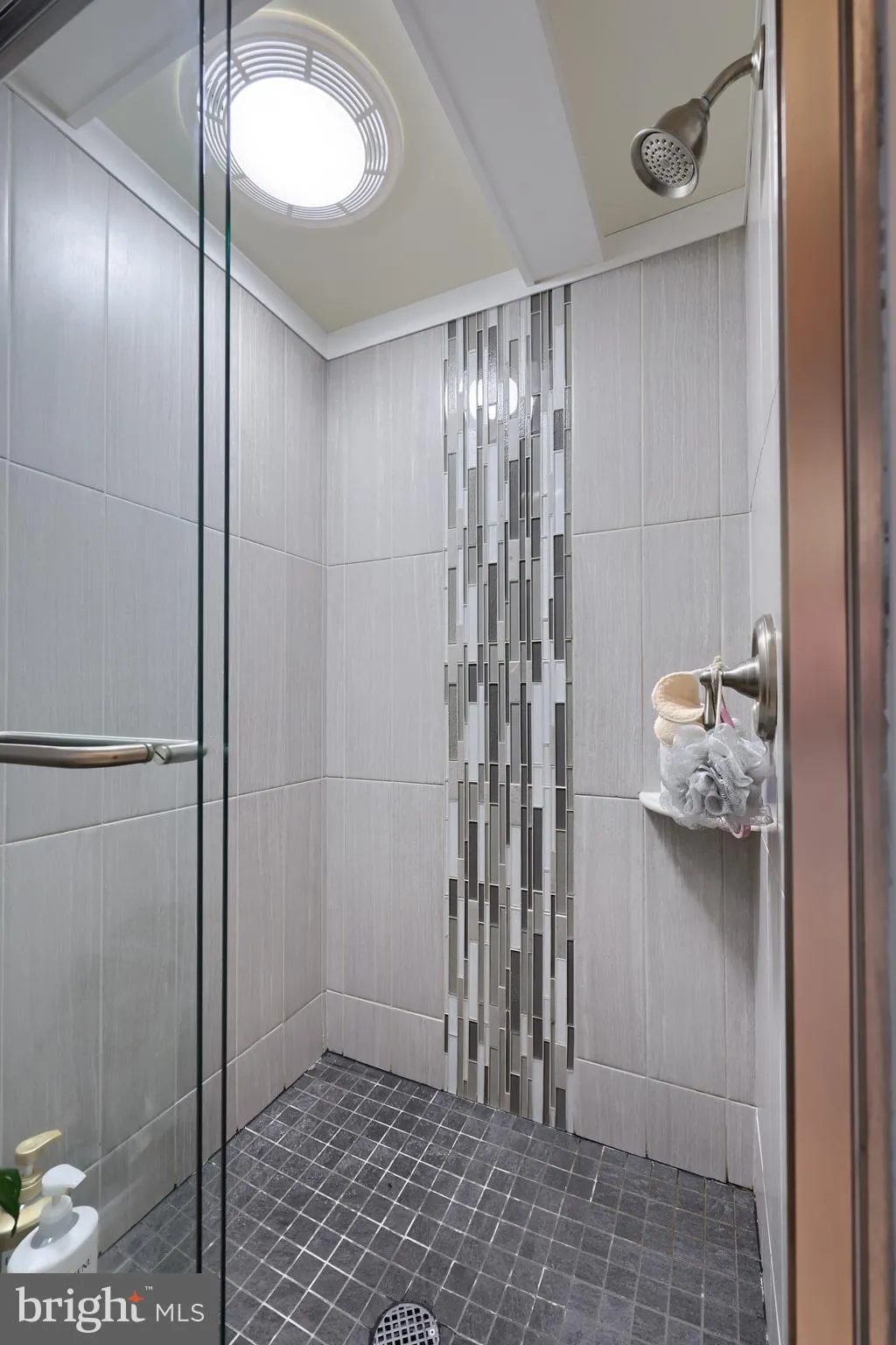 Lancaster, Pennsylvania 17601, United States, 3 Bedrooms Bedrooms, ,4 BathroomsBathrooms,Residential,Active,114153