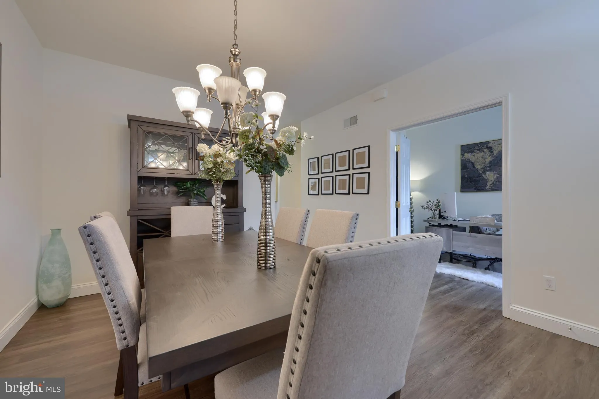 Lancaster, Pennsylvania 17601, United States, 3 Bedrooms Bedrooms, ,4 BathroomsBathrooms,Residential,Active,114153