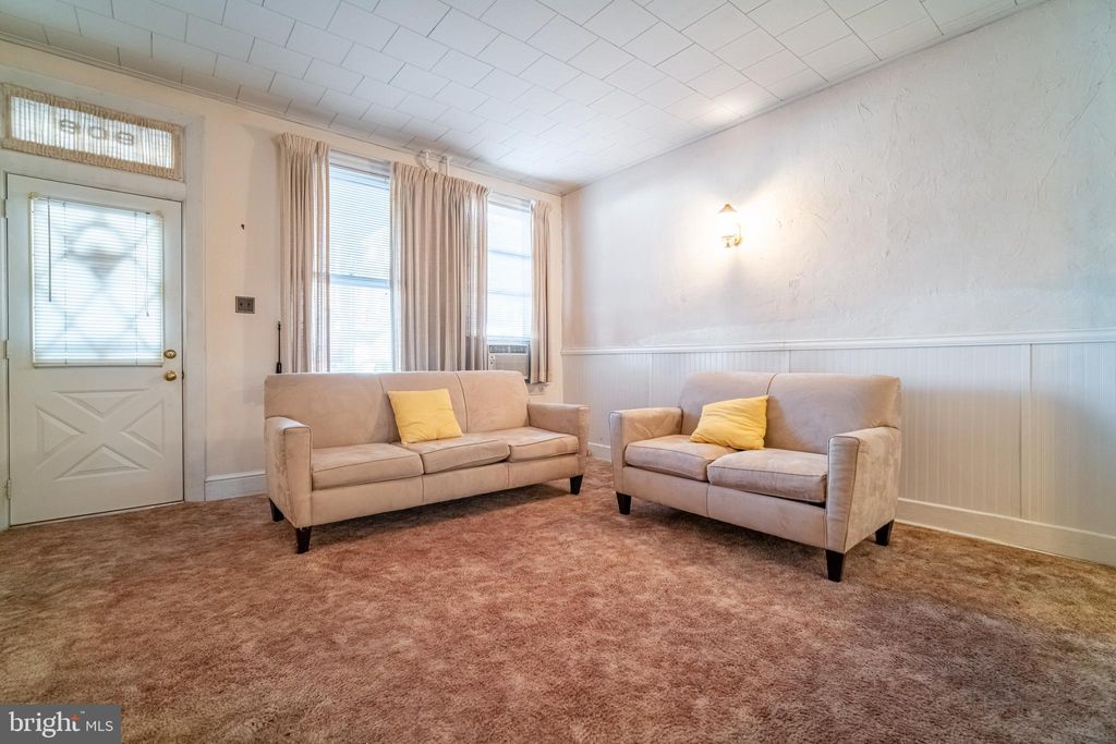 Photo of 808 E Philadelphia Street, YORK, PA 17403 (MLS # PAYK2092488)