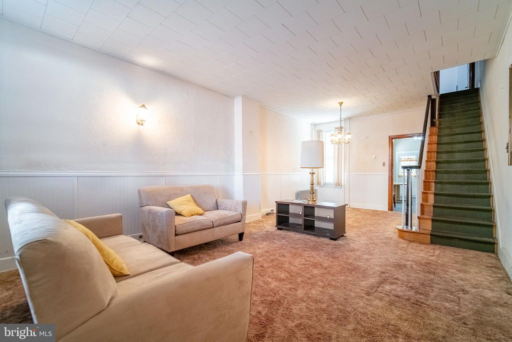 Photo of 808 E Philadelphia Street, YORK, PA 17403 (MLS # PAYK2092488)