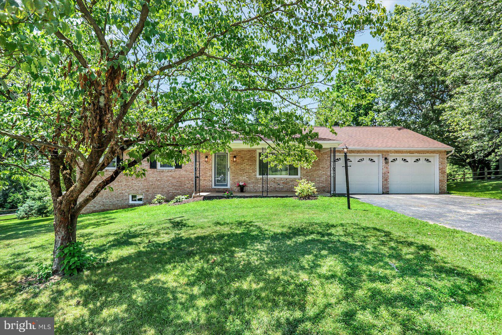 DALLASTOWN BORO - Residential