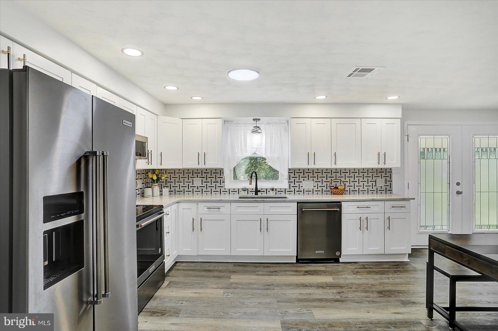 DALLASTOWN BORO - Residential