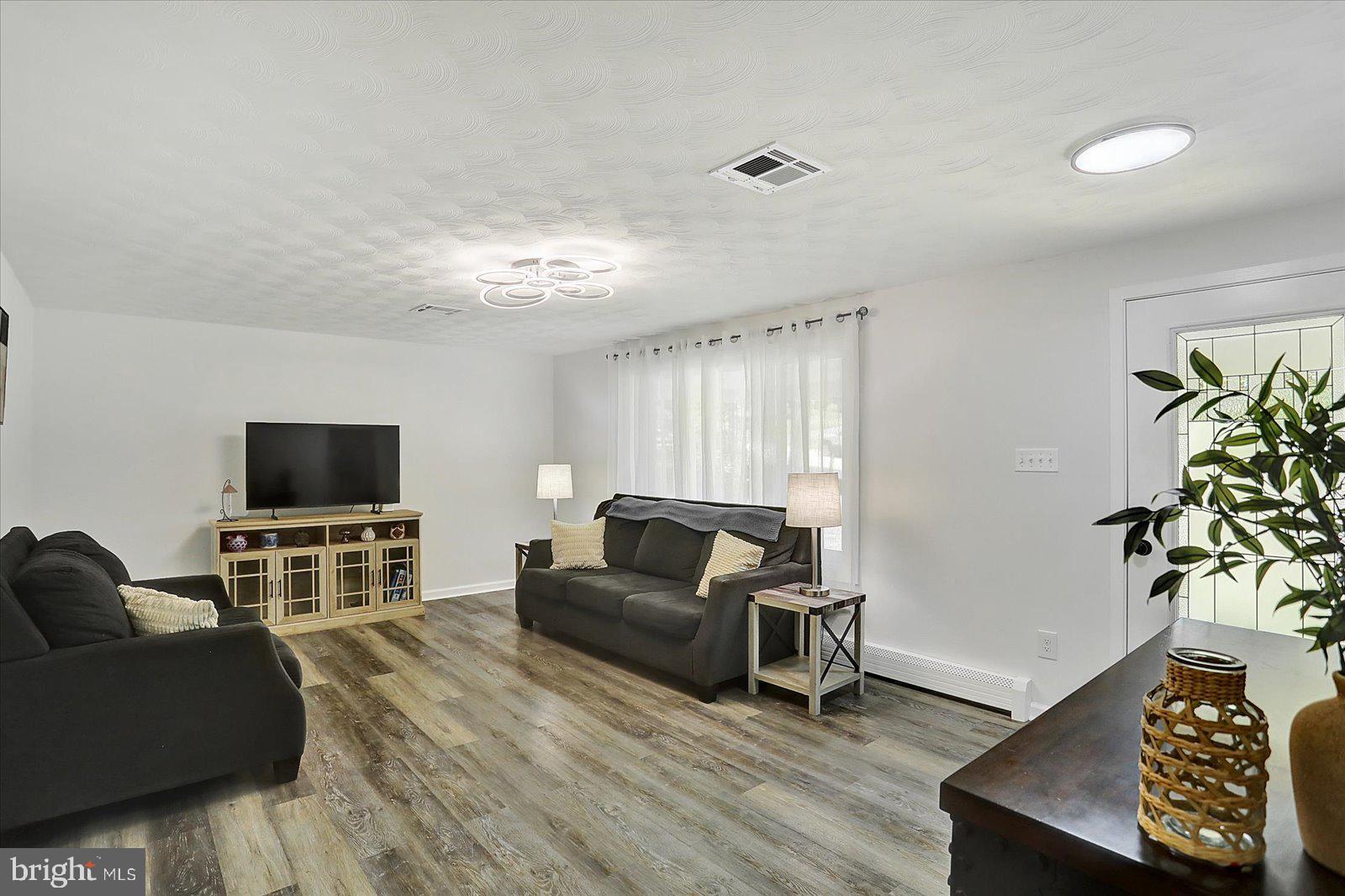 DALLASTOWN BORO - Residential