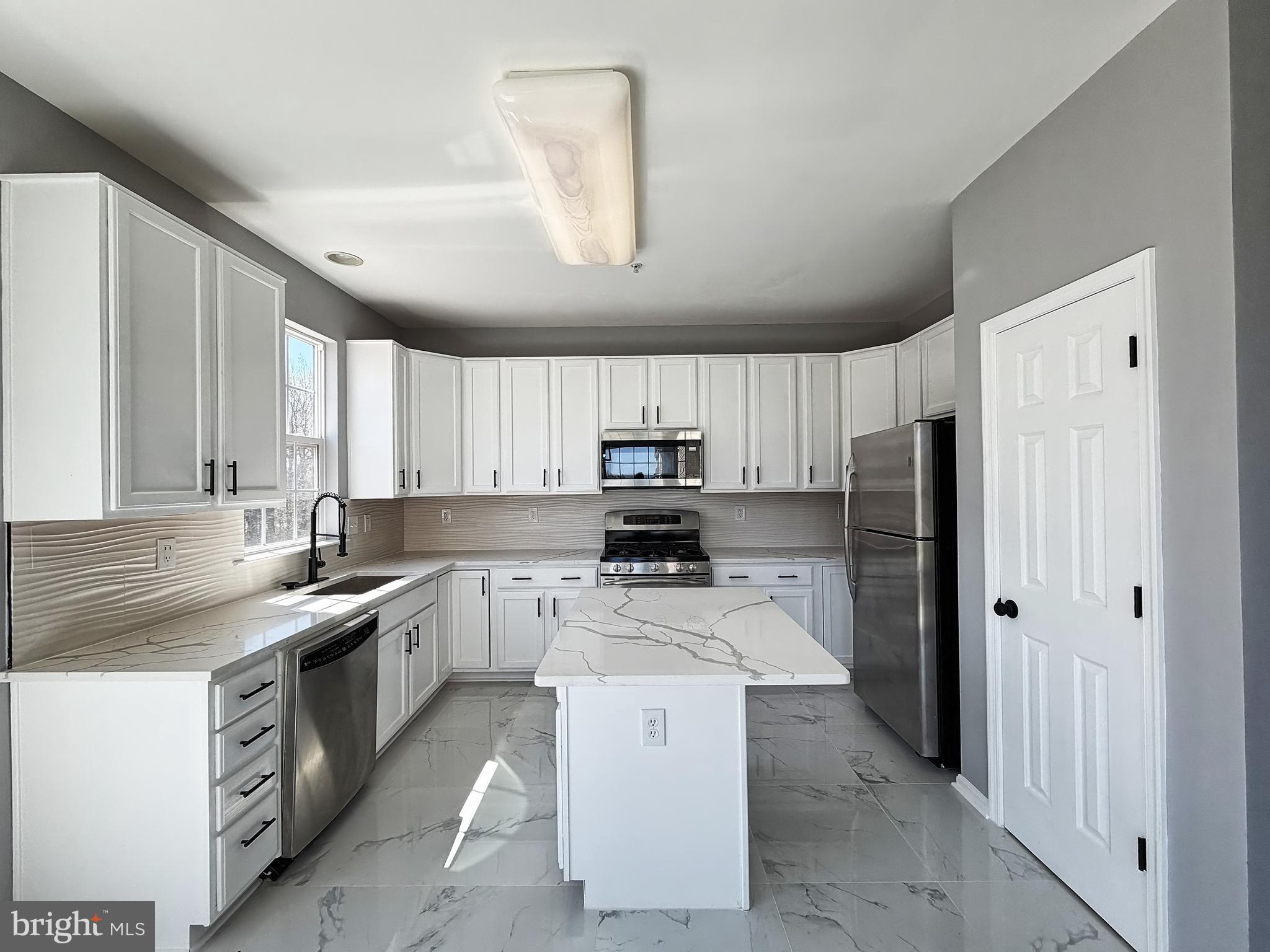 TRIMBLE MEADOWS - Residential