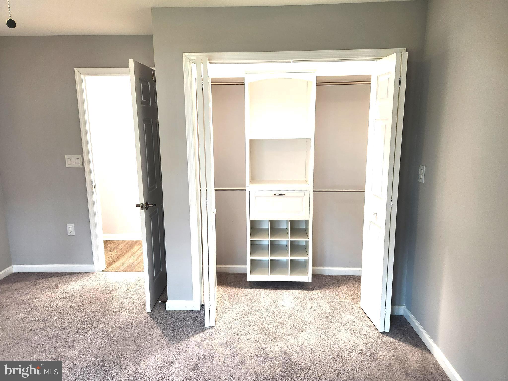 HILLCREST MANOR - Residential