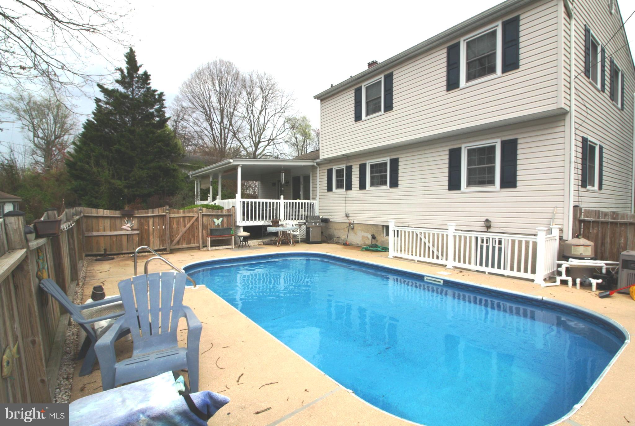 HILLCREST MANOR - Residential