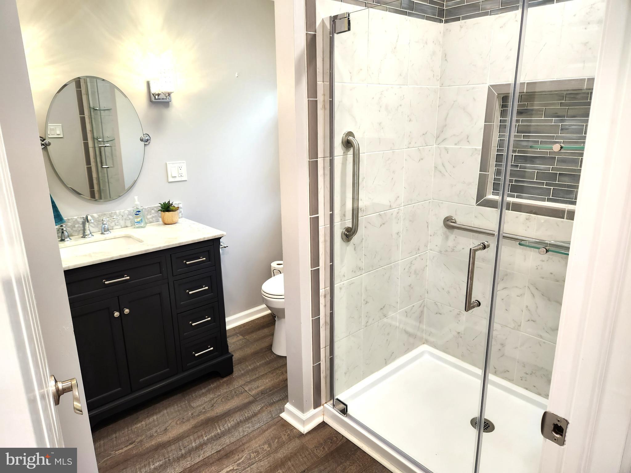 HILLCREST MANOR - Residential