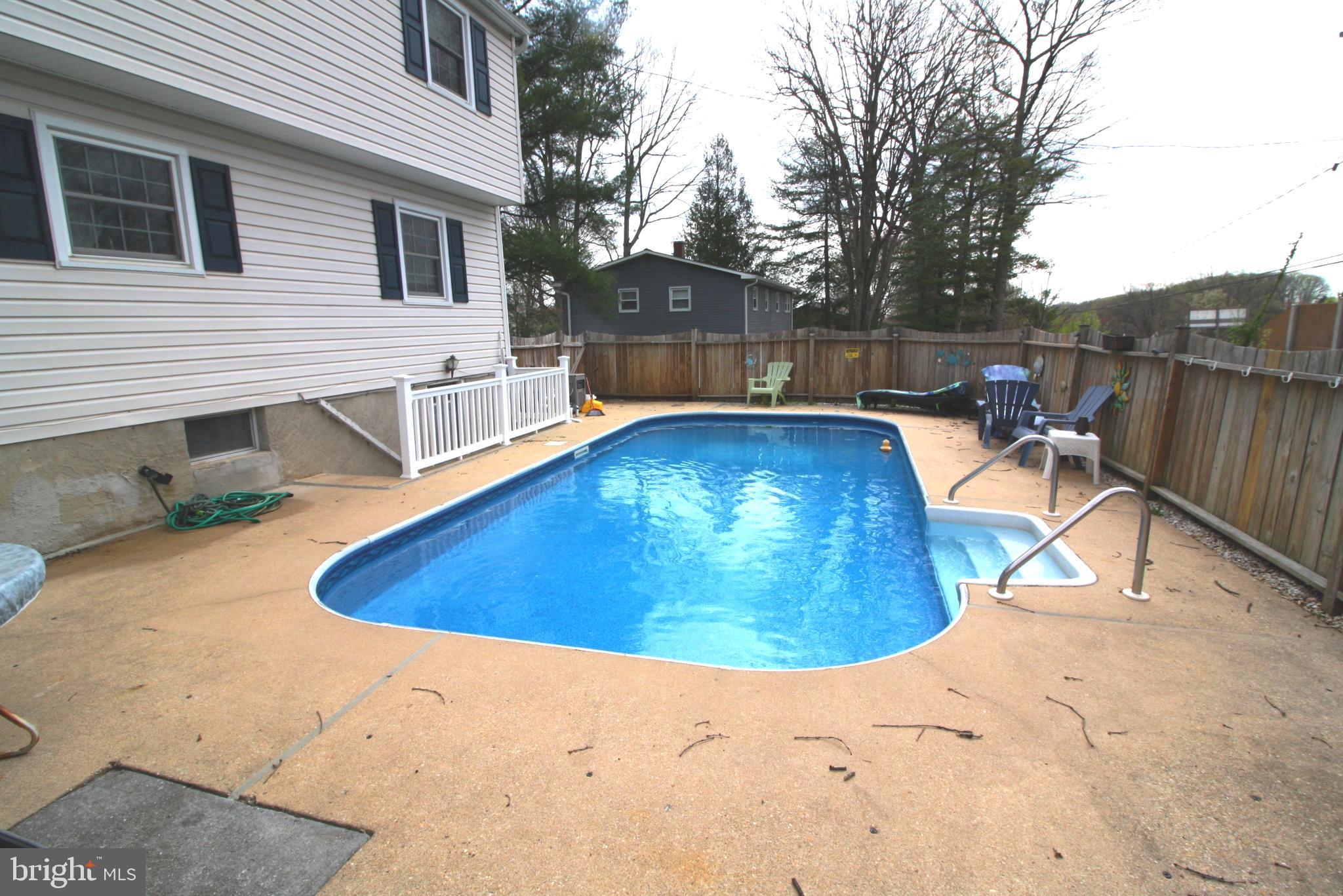 HILLCREST MANOR - Residential