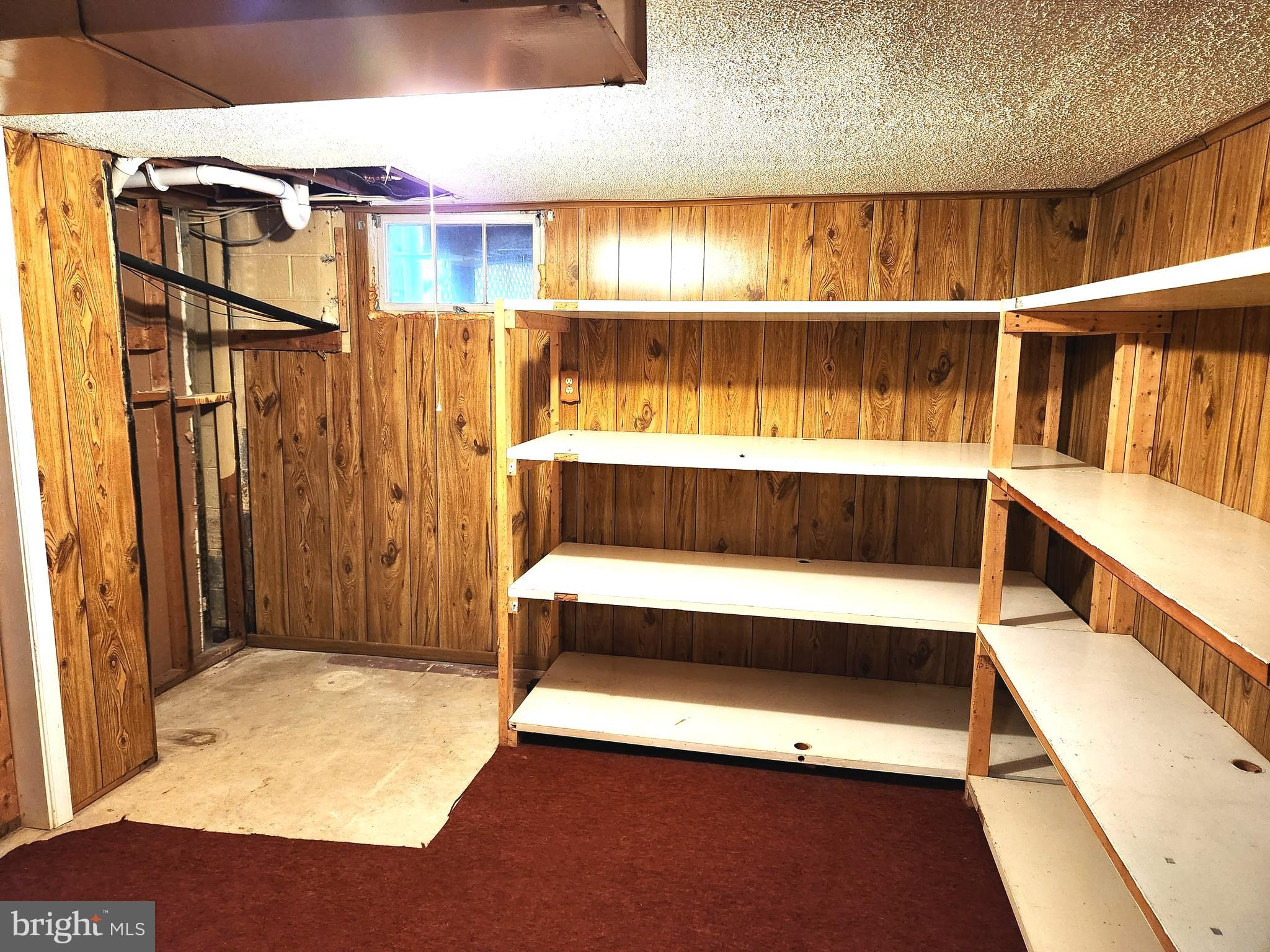 HILLCREST MANOR - Residential