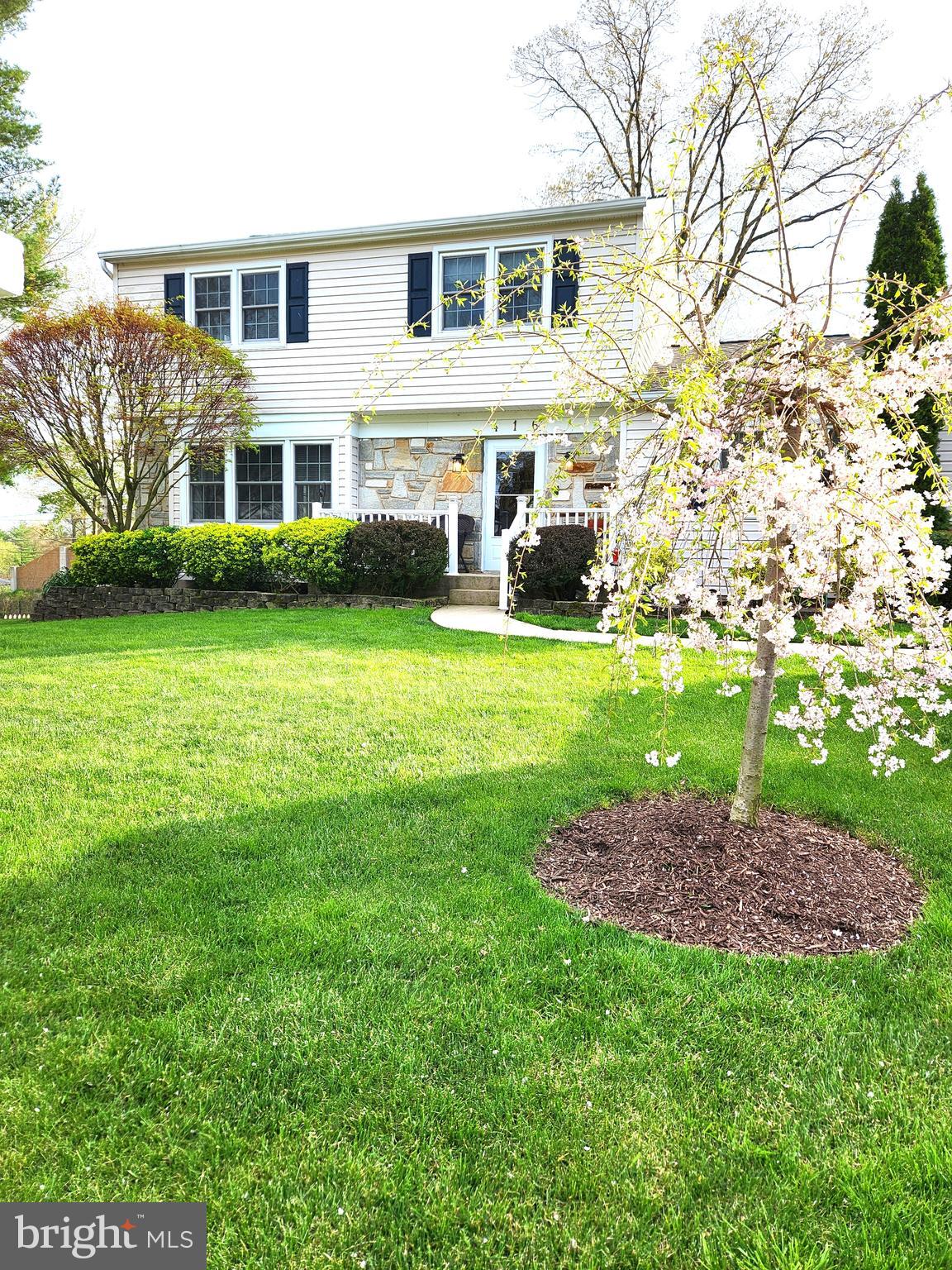 HILLCREST MANOR - Residential