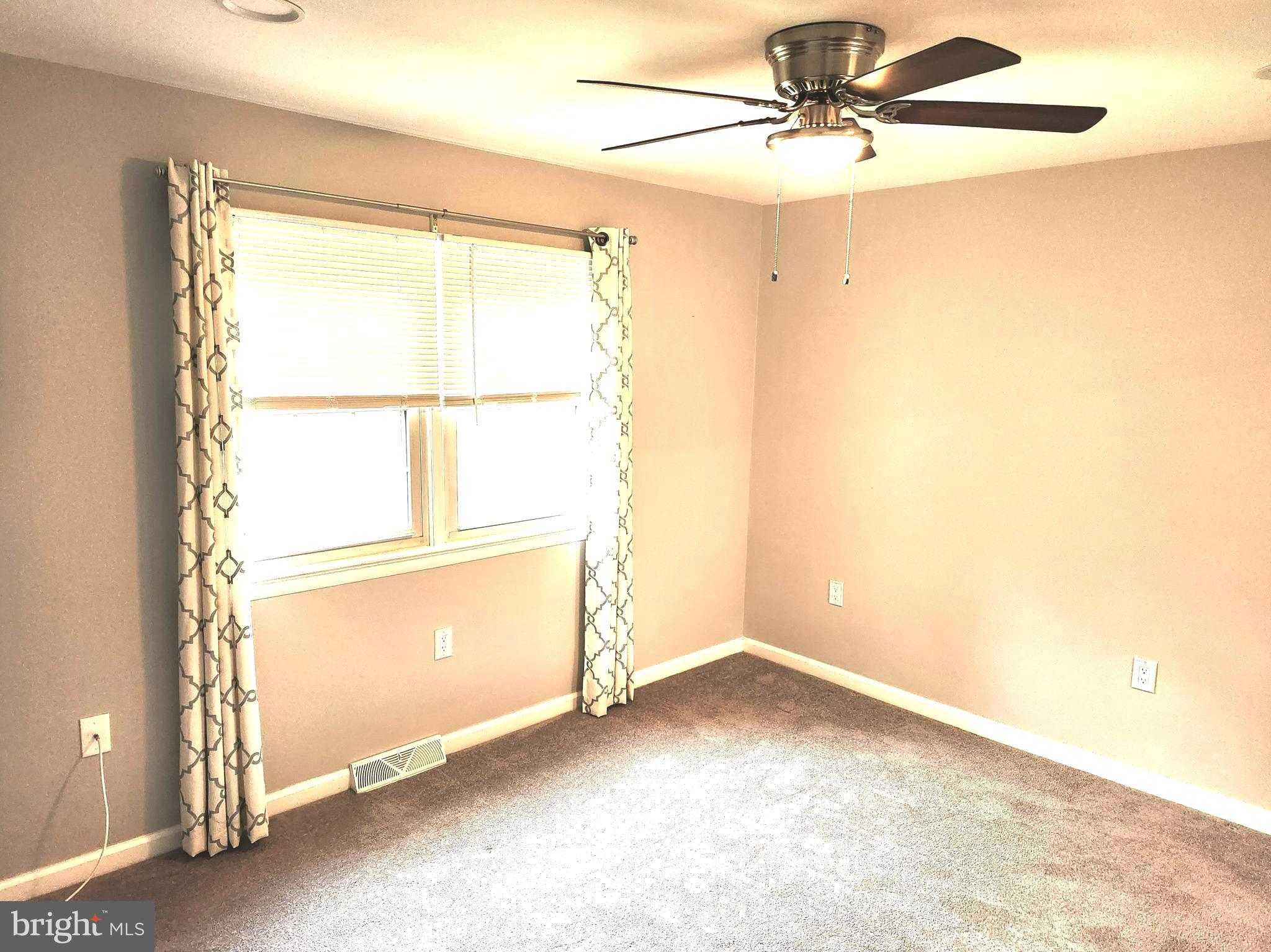 HILLCREST MANOR - Residential