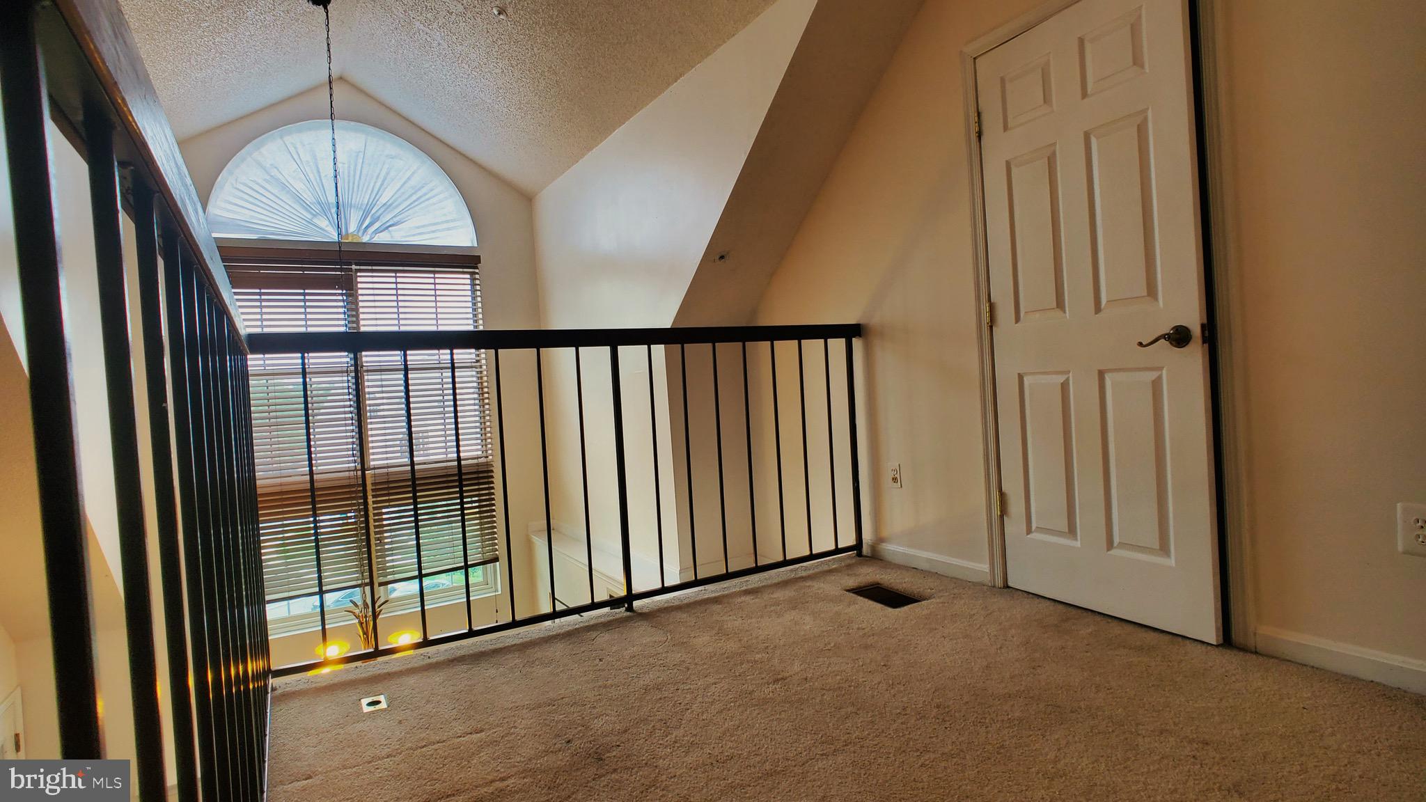 VISTAS 2 AT LAUREL - Residential Lease