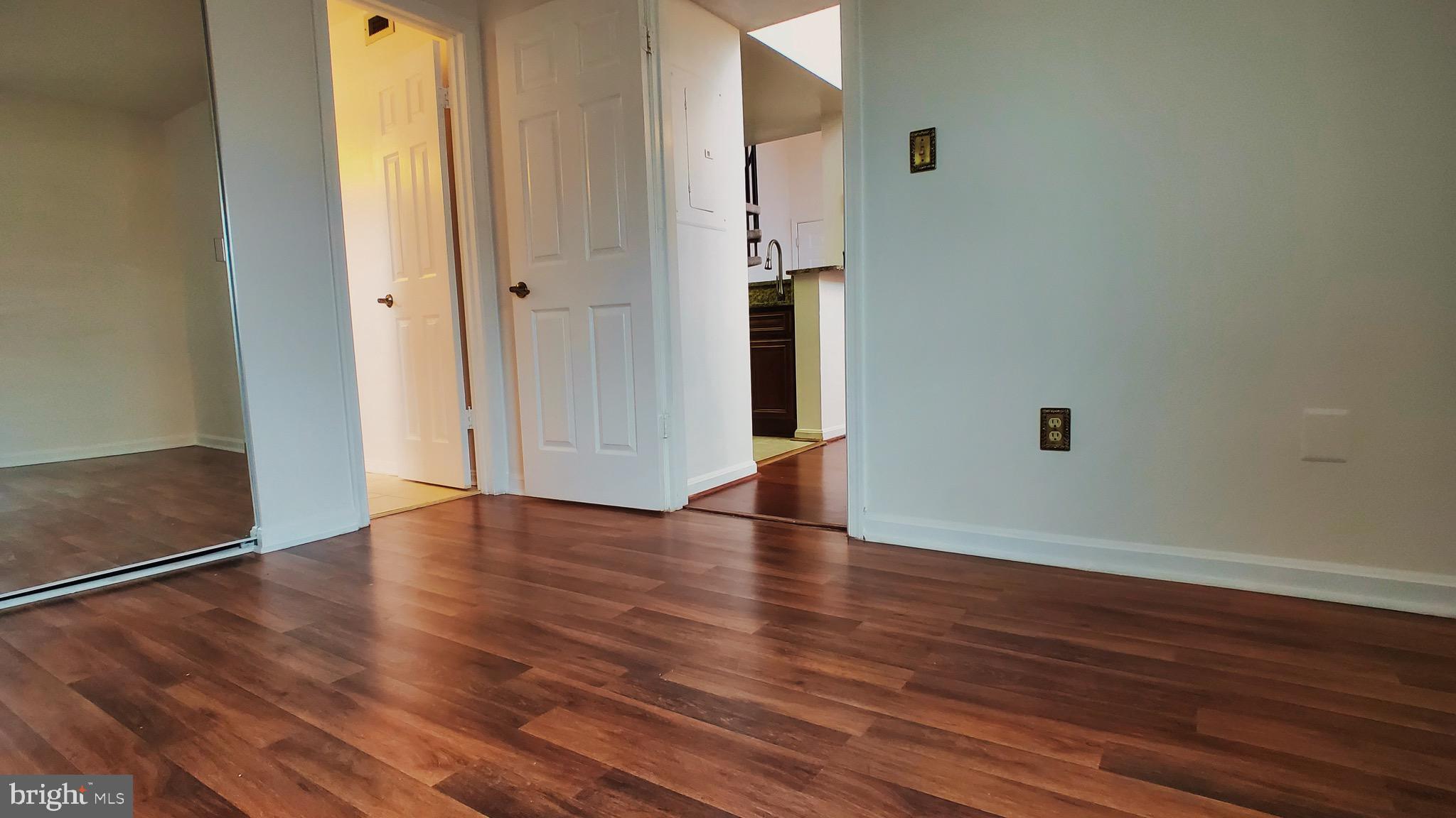 VISTAS 2 AT LAUREL - Residential Lease