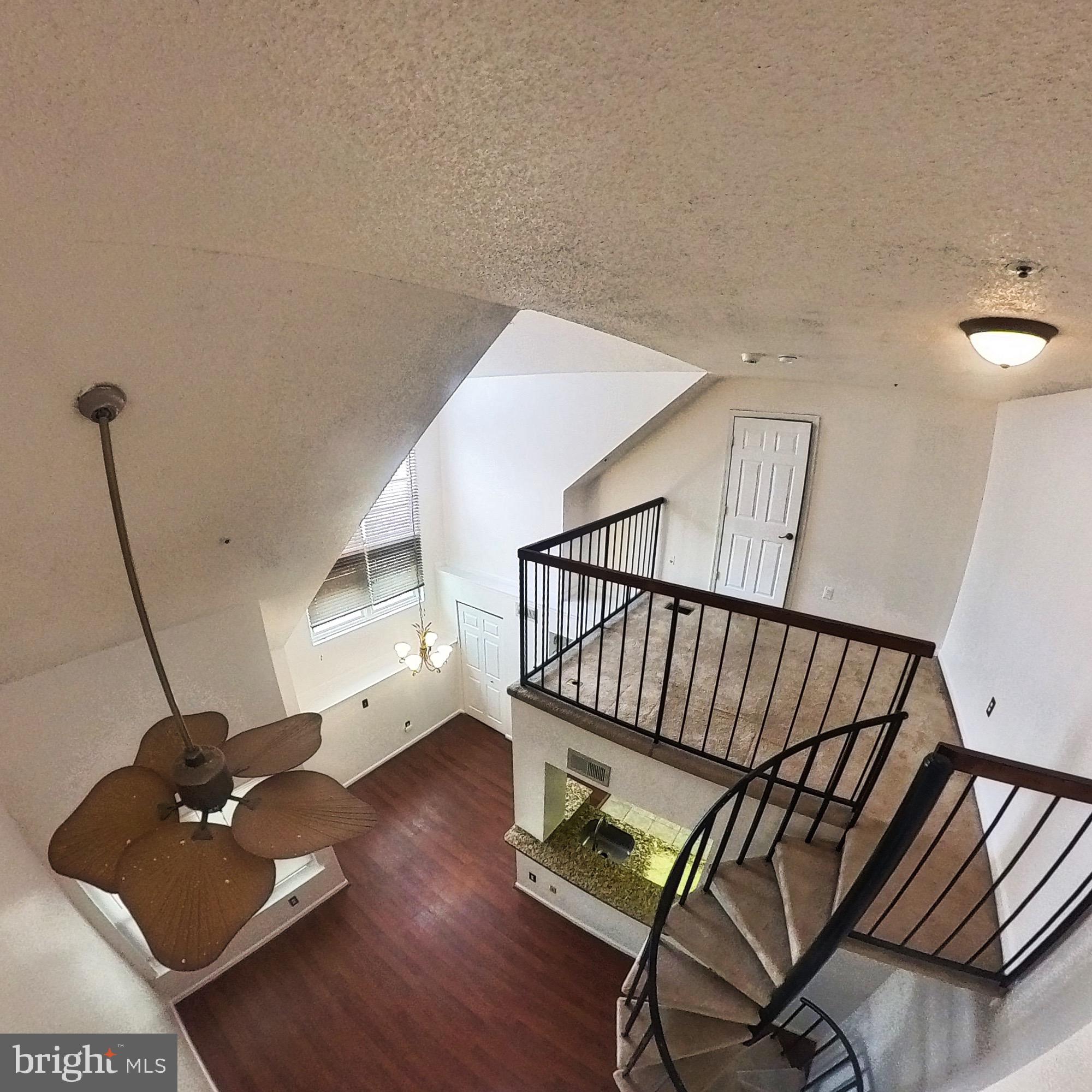 VISTAS 2 AT LAUREL - Residential Lease