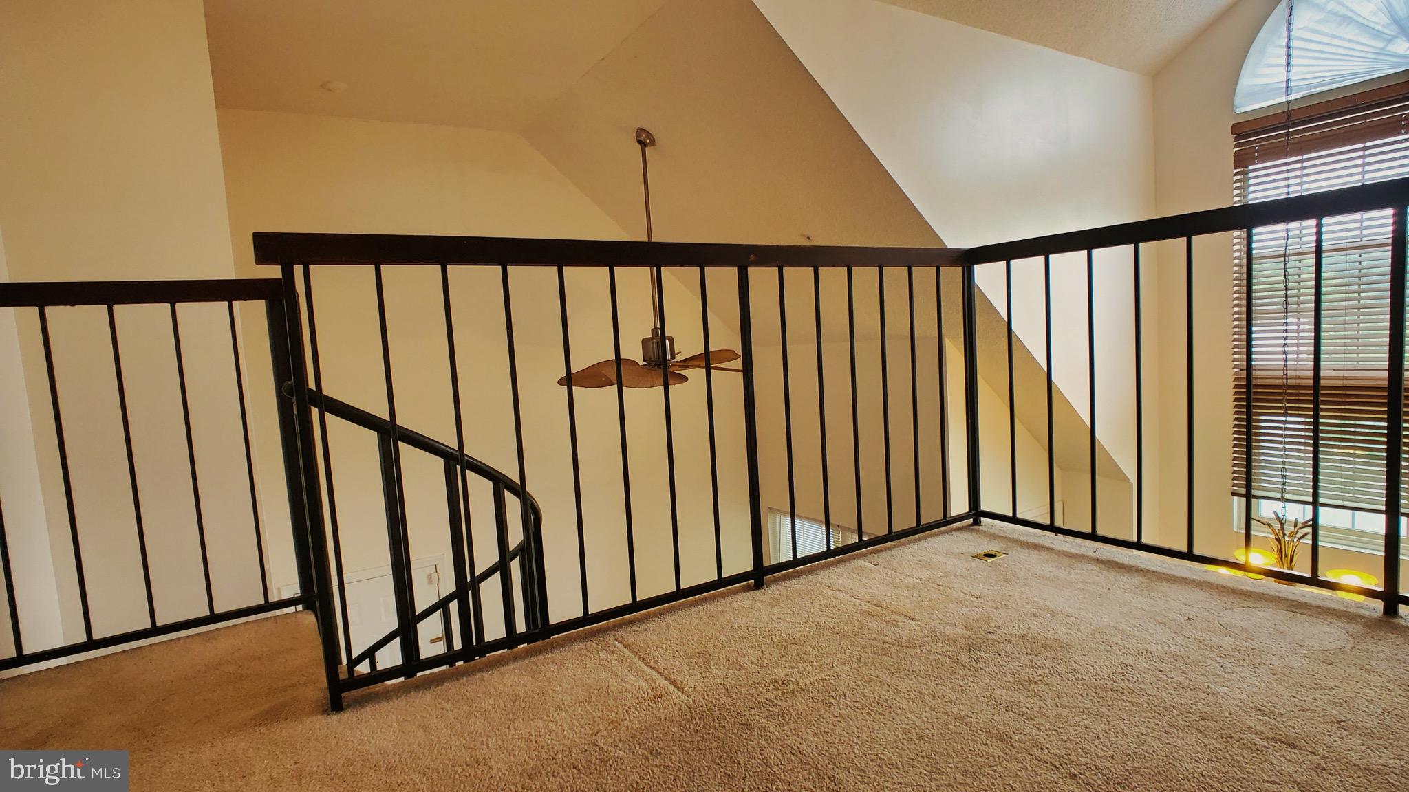 VISTAS 2 AT LAUREL - Residential Lease