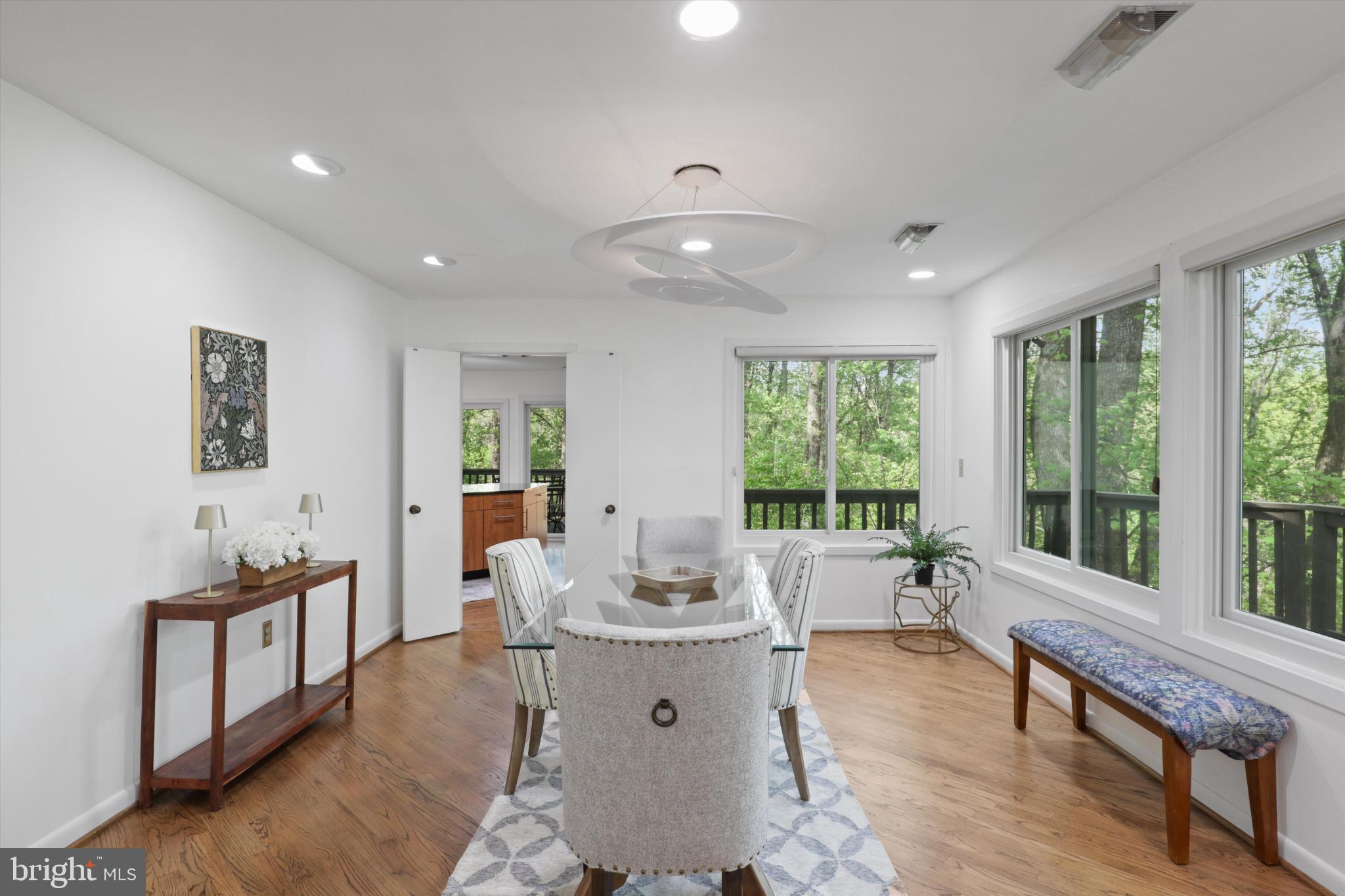 CONGRESSIONAL COUNTRY CLUB ESTATES - Residential