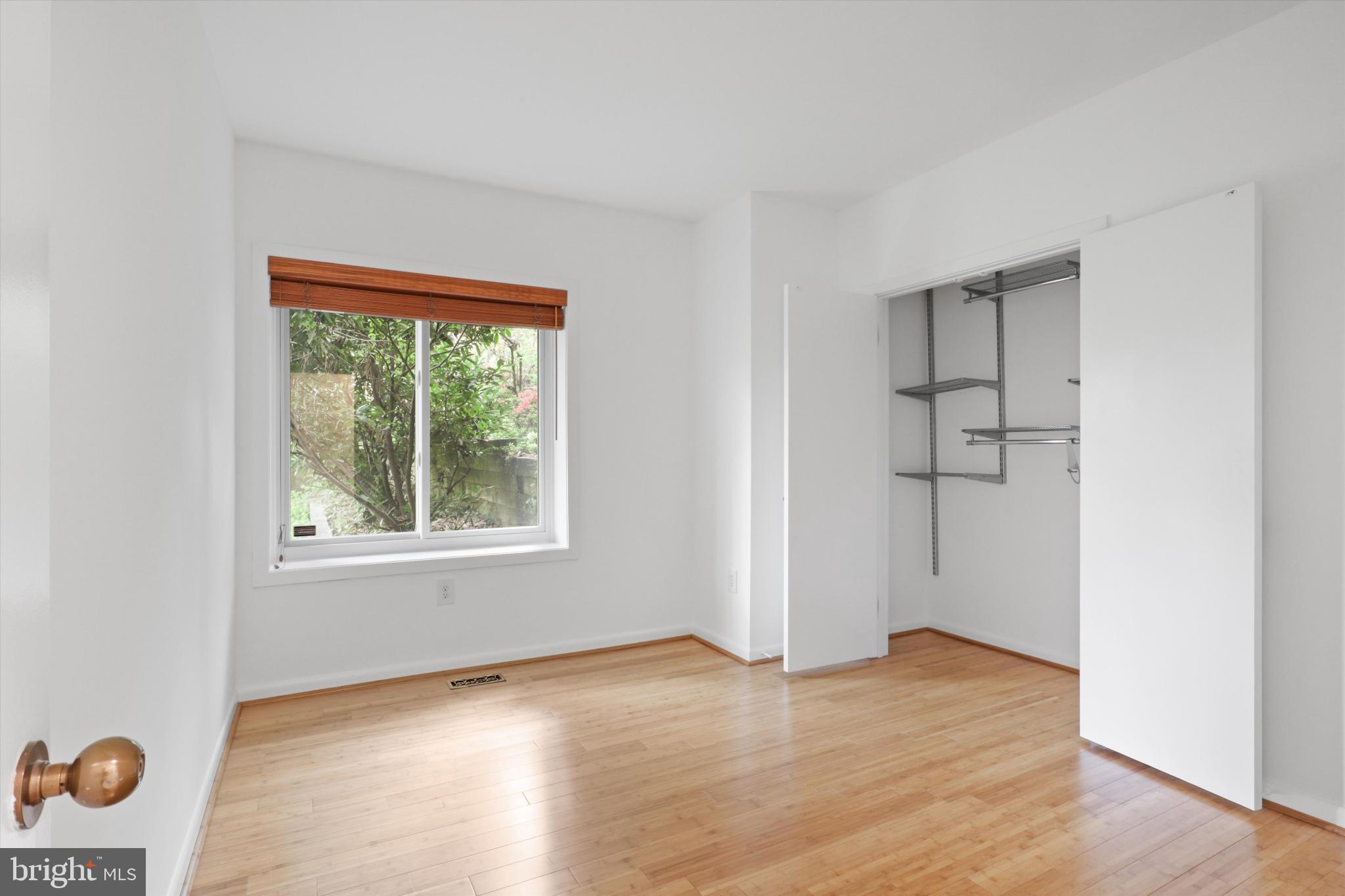 CONGRESSIONAL COUNTRY CLUB ESTATES - Residential