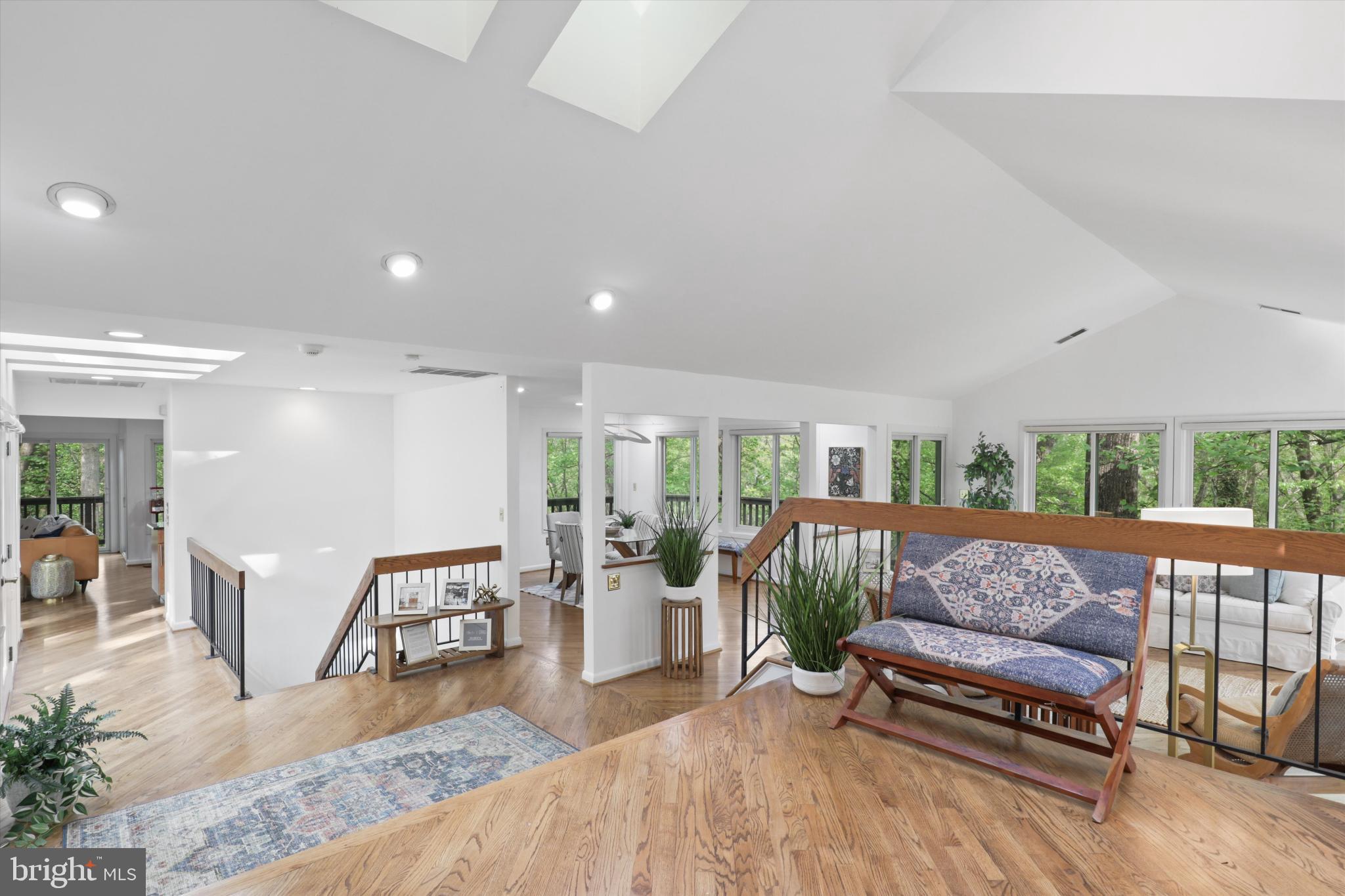 CONGRESSIONAL COUNTRY CLUB ESTATES - Residential