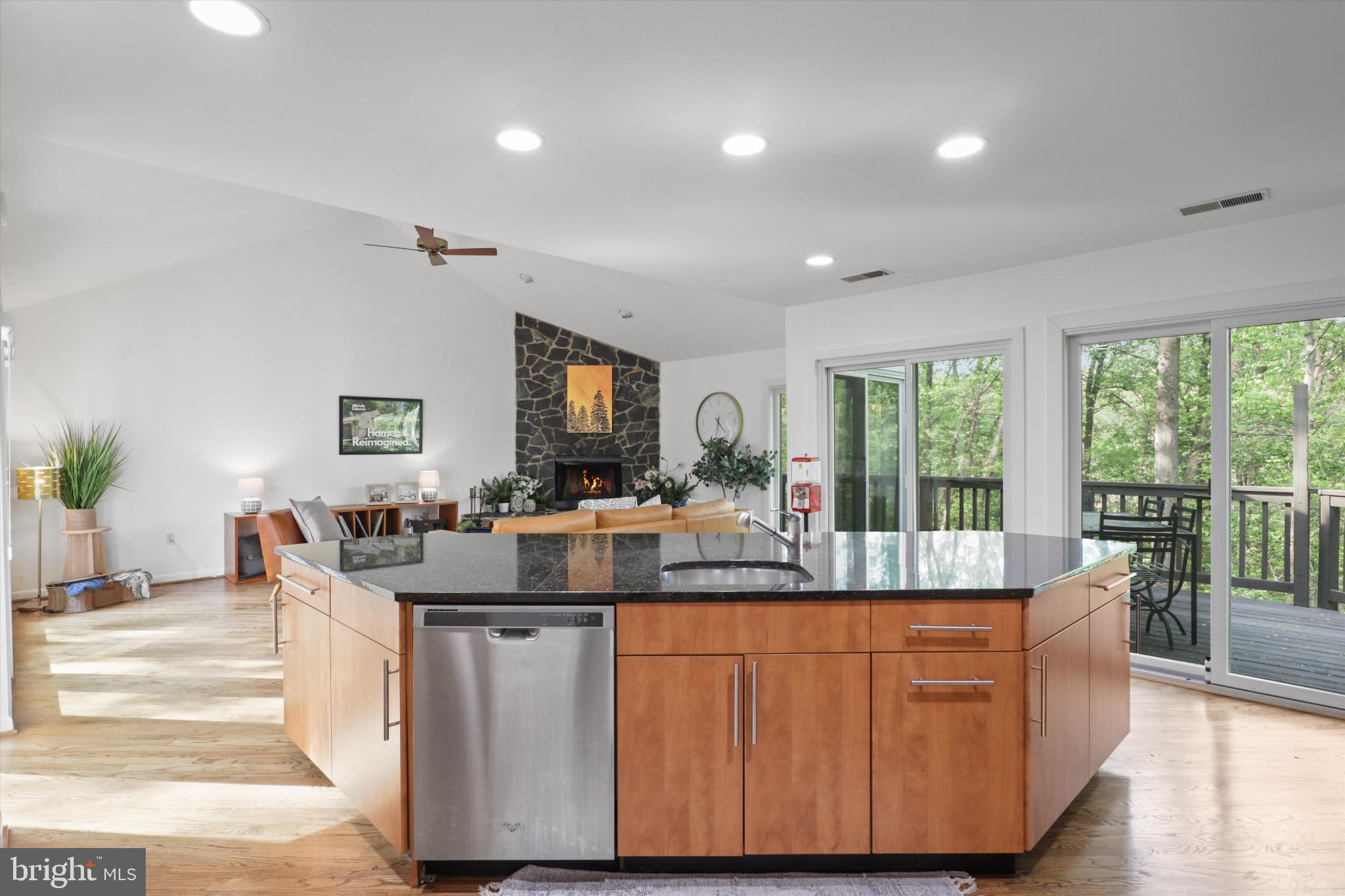 CONGRESSIONAL COUNTRY CLUB ESTATES - Residential