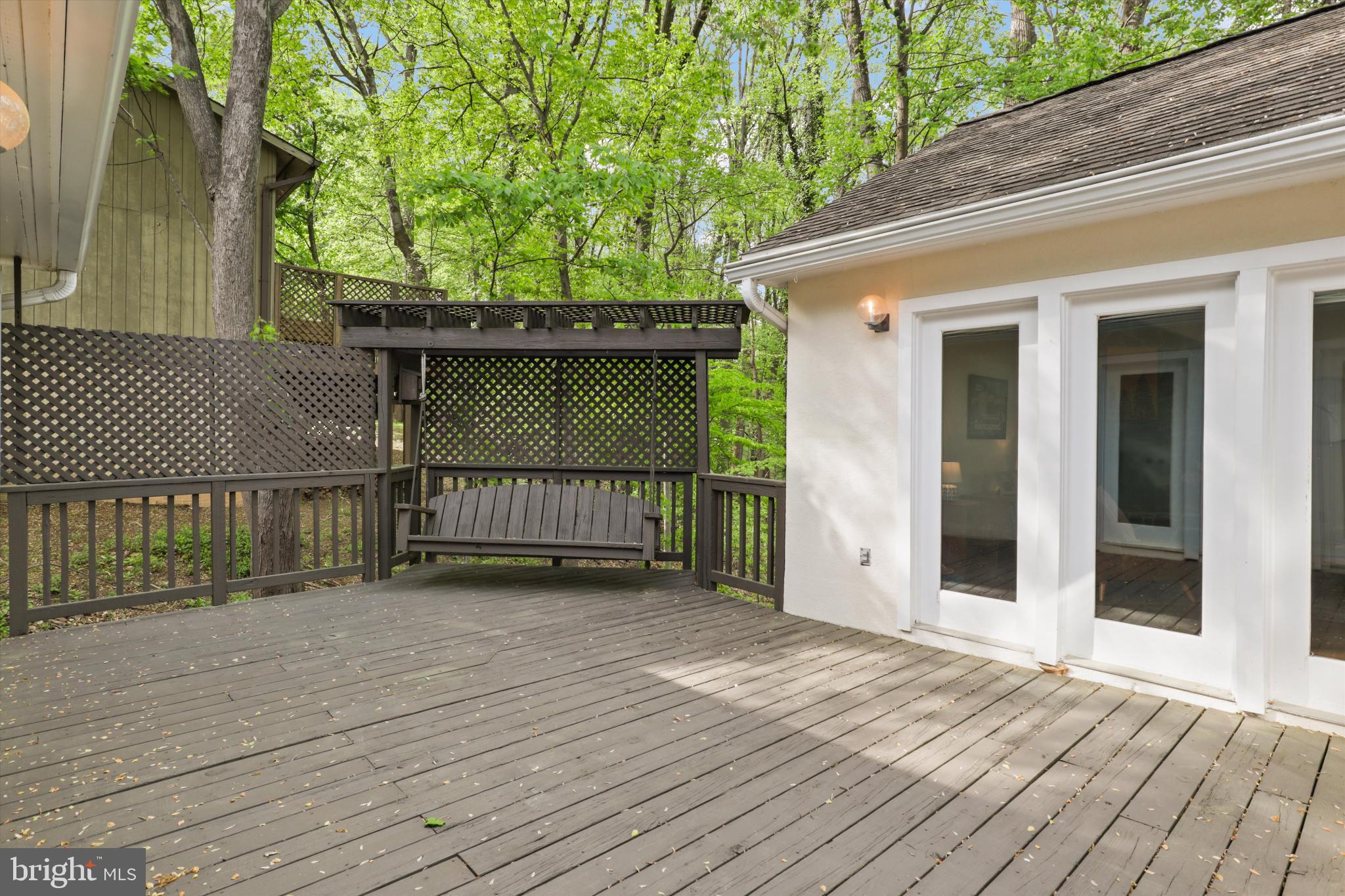 CONGRESSIONAL COUNTRY CLUB ESTATES - Residential