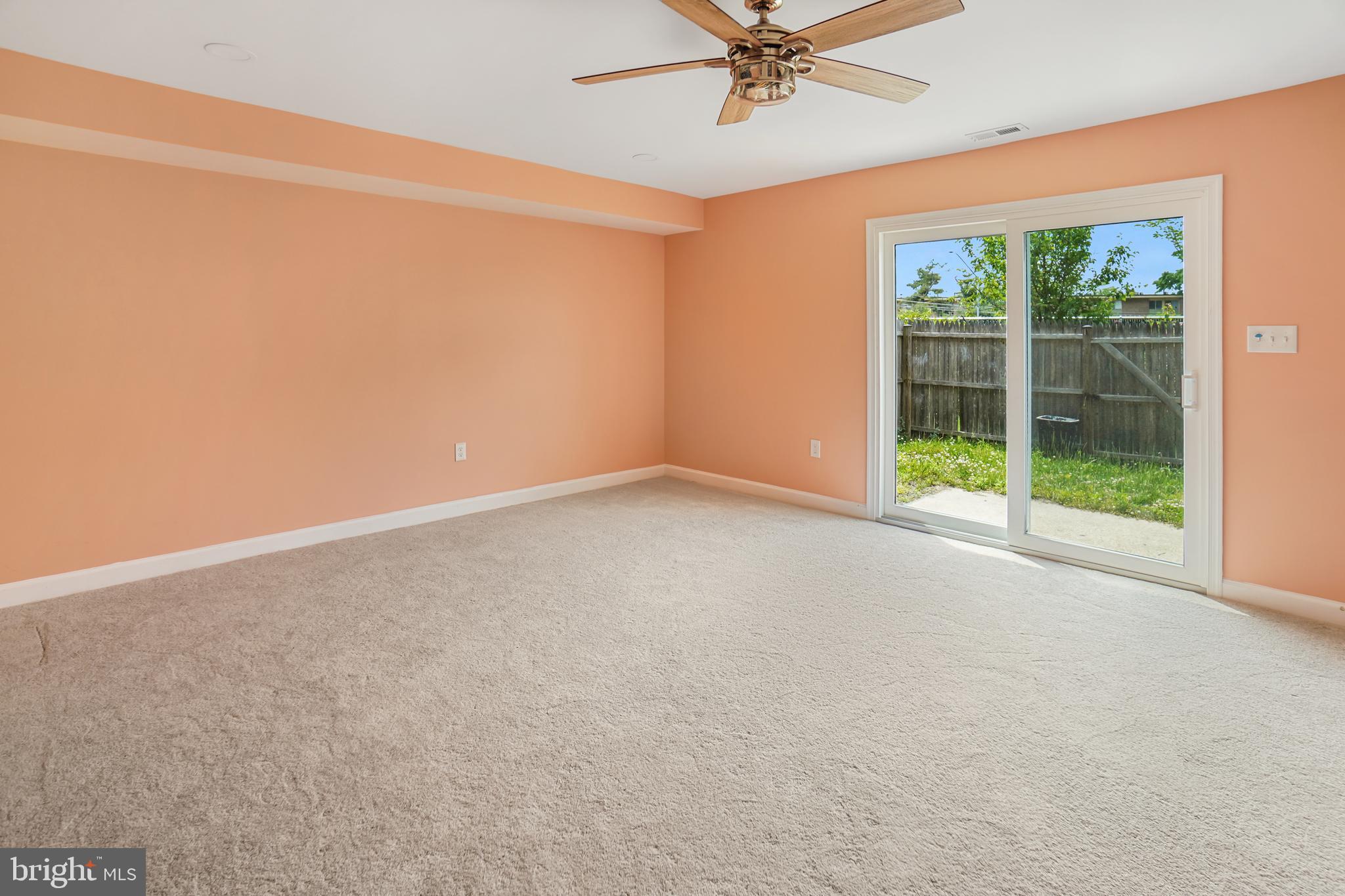 FOREST SPRING CONDO-PHAS - Residential