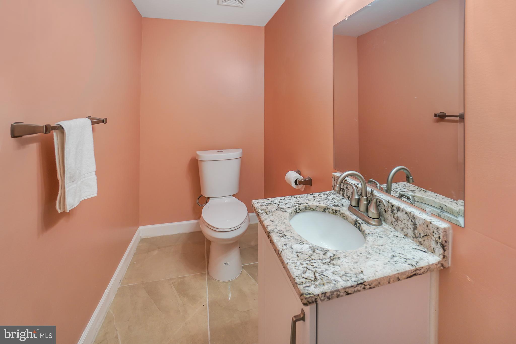 FOREST SPRING CONDO-PHAS - Residential