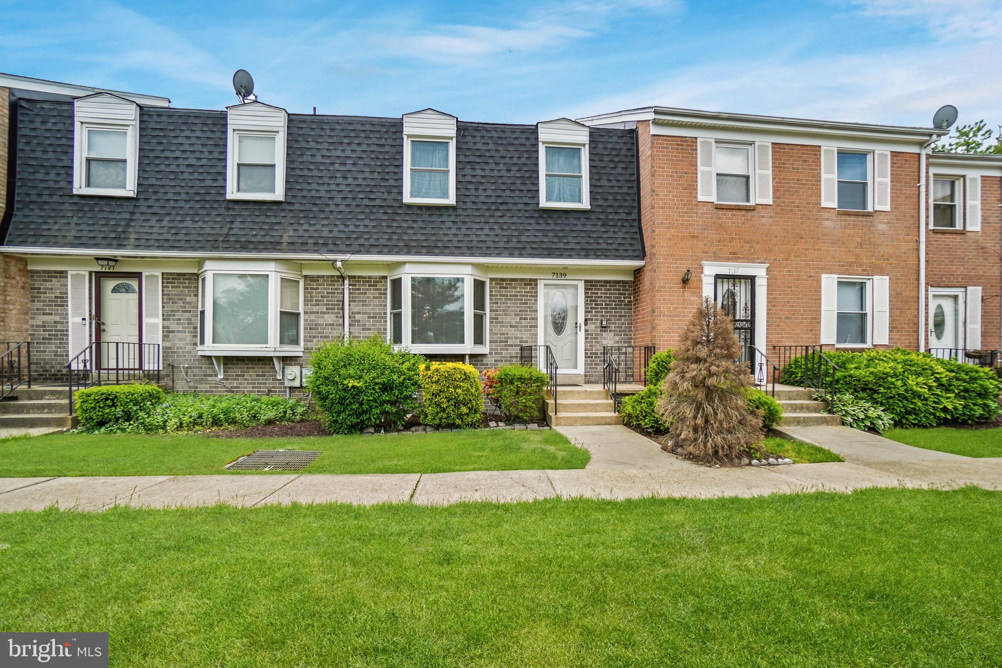 FOREST SPRING CONDO-PHAS - Residential